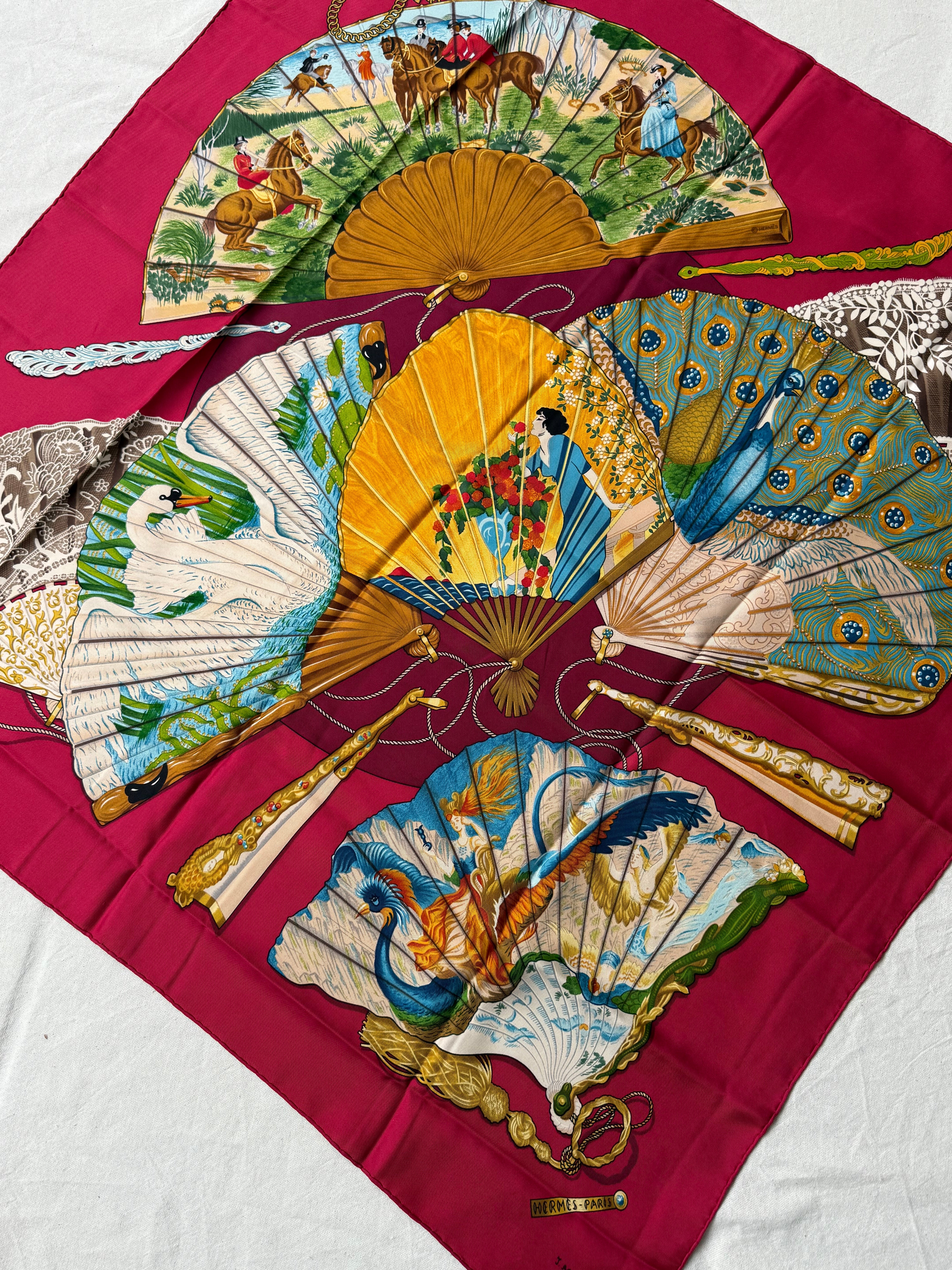 Foulard Hermès – Modèle Brise de Charme