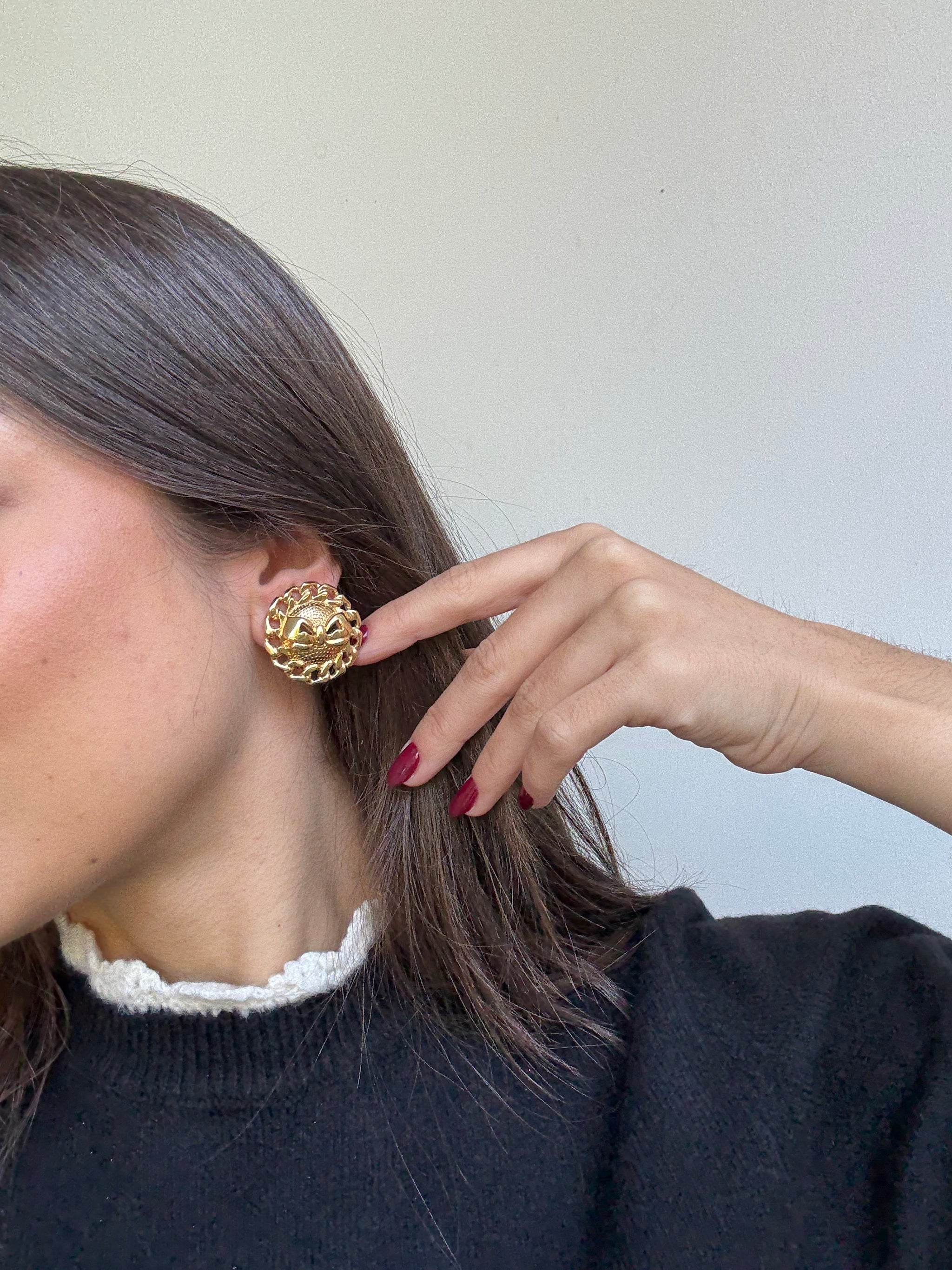Boucles d’oreilles Nina Ricci vintage - Dorées avec noeud central