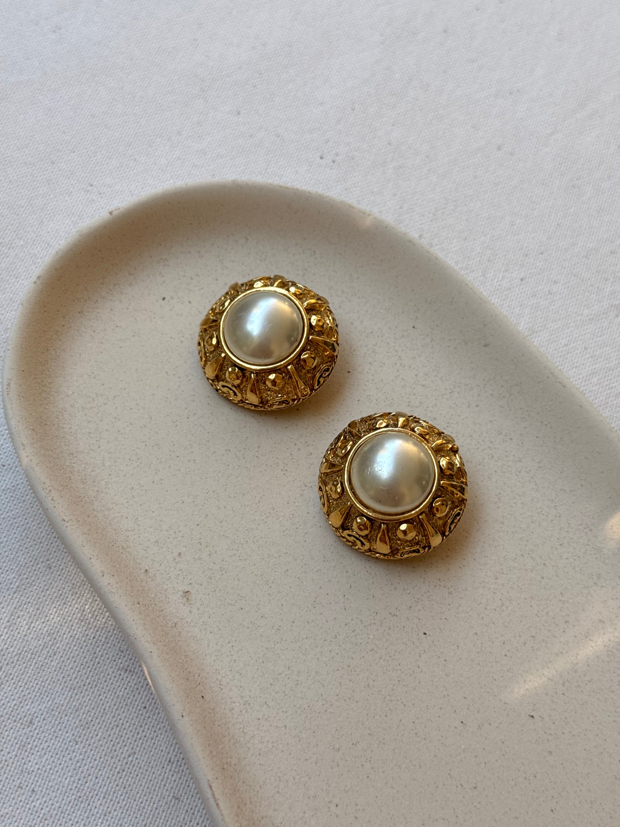 Boucles d’oreilles vintage - Cabochons perles nacrées