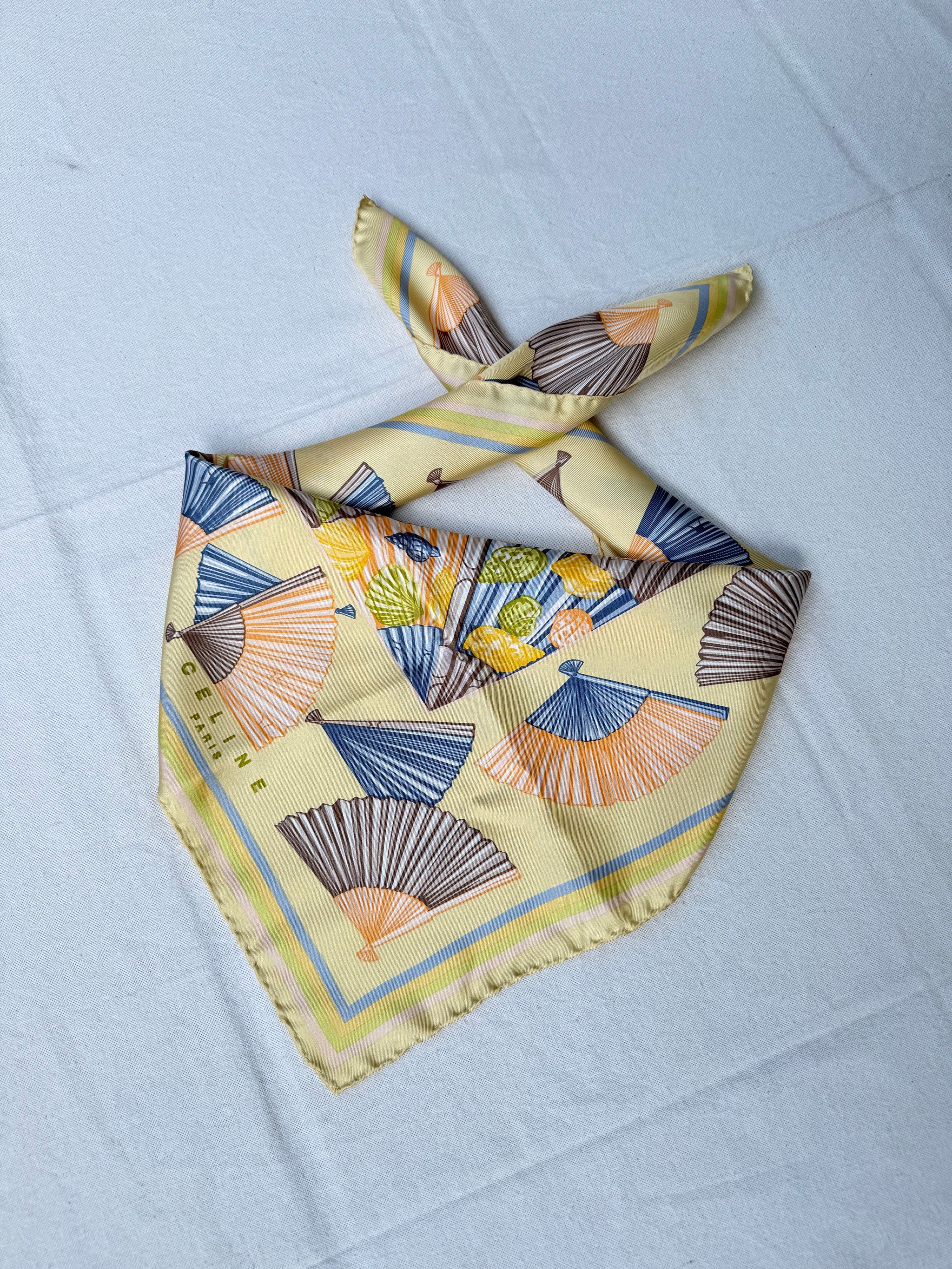 Céline Scarf – Fan print