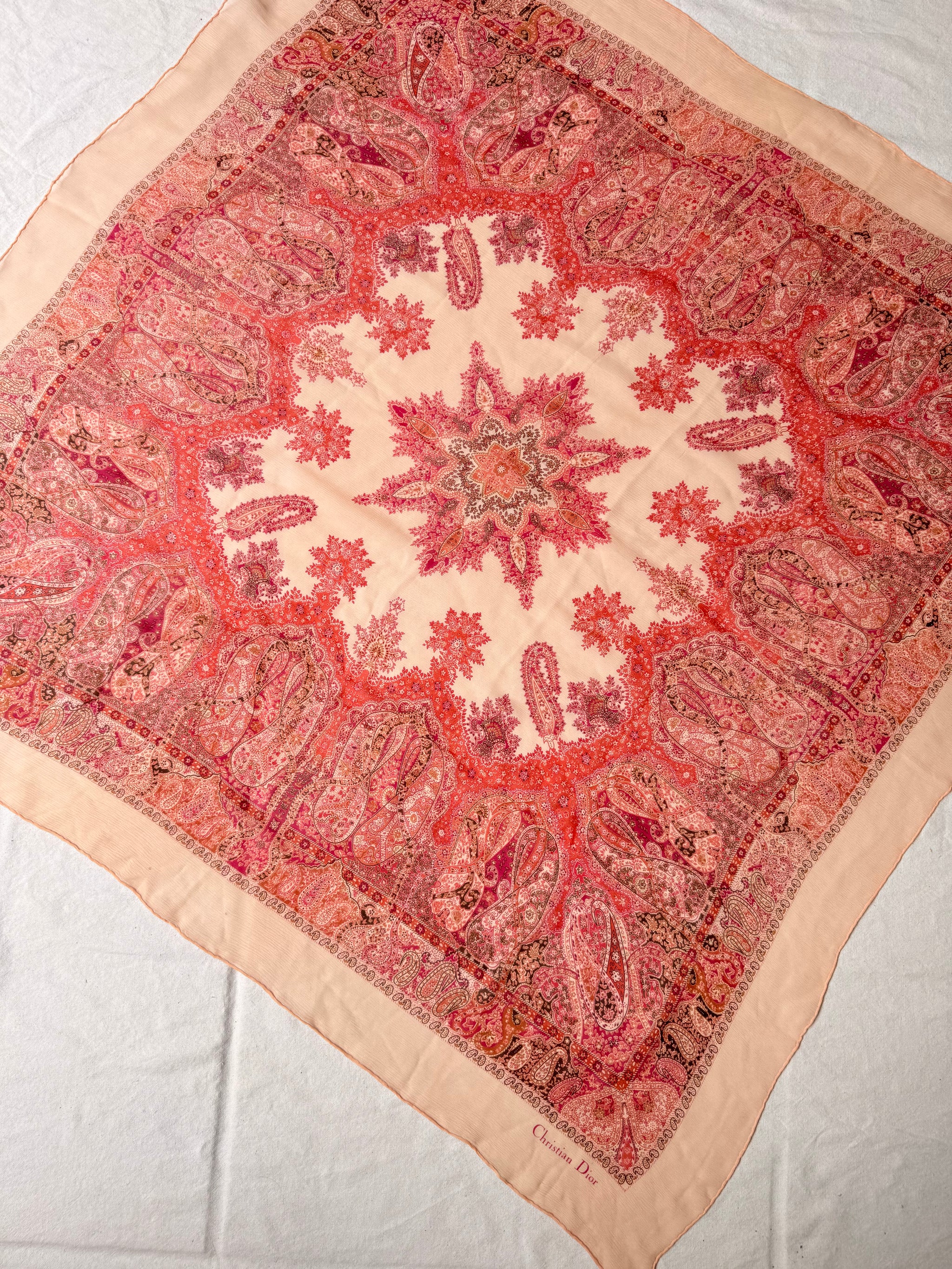 Foulard Christian Dior vintage – Motifs cachemire rose
