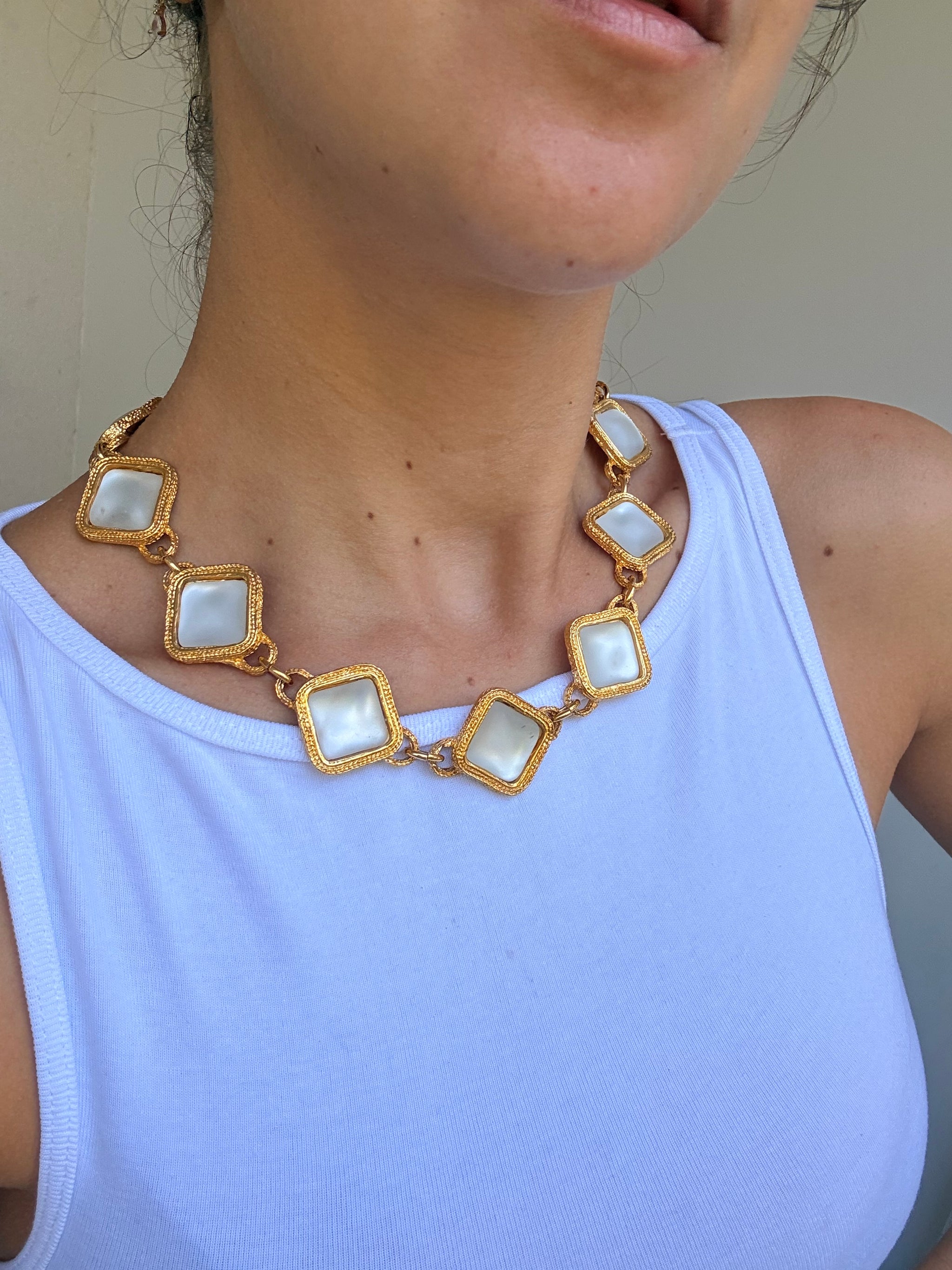 Collier Pinky Paris vintage - Doré et cabochons nacrés