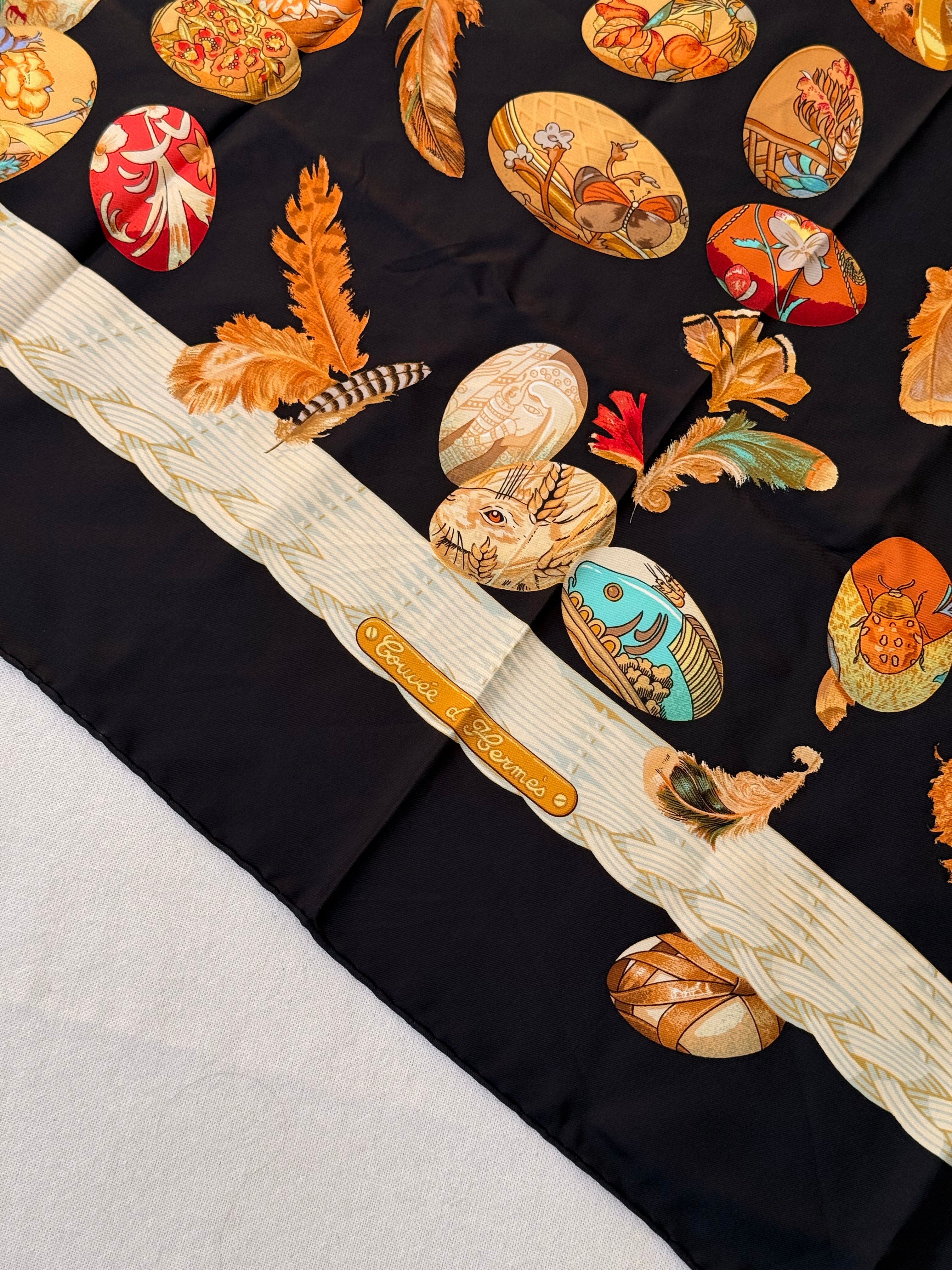 Foulard Hermès – Modèle Couvée d'Hermès