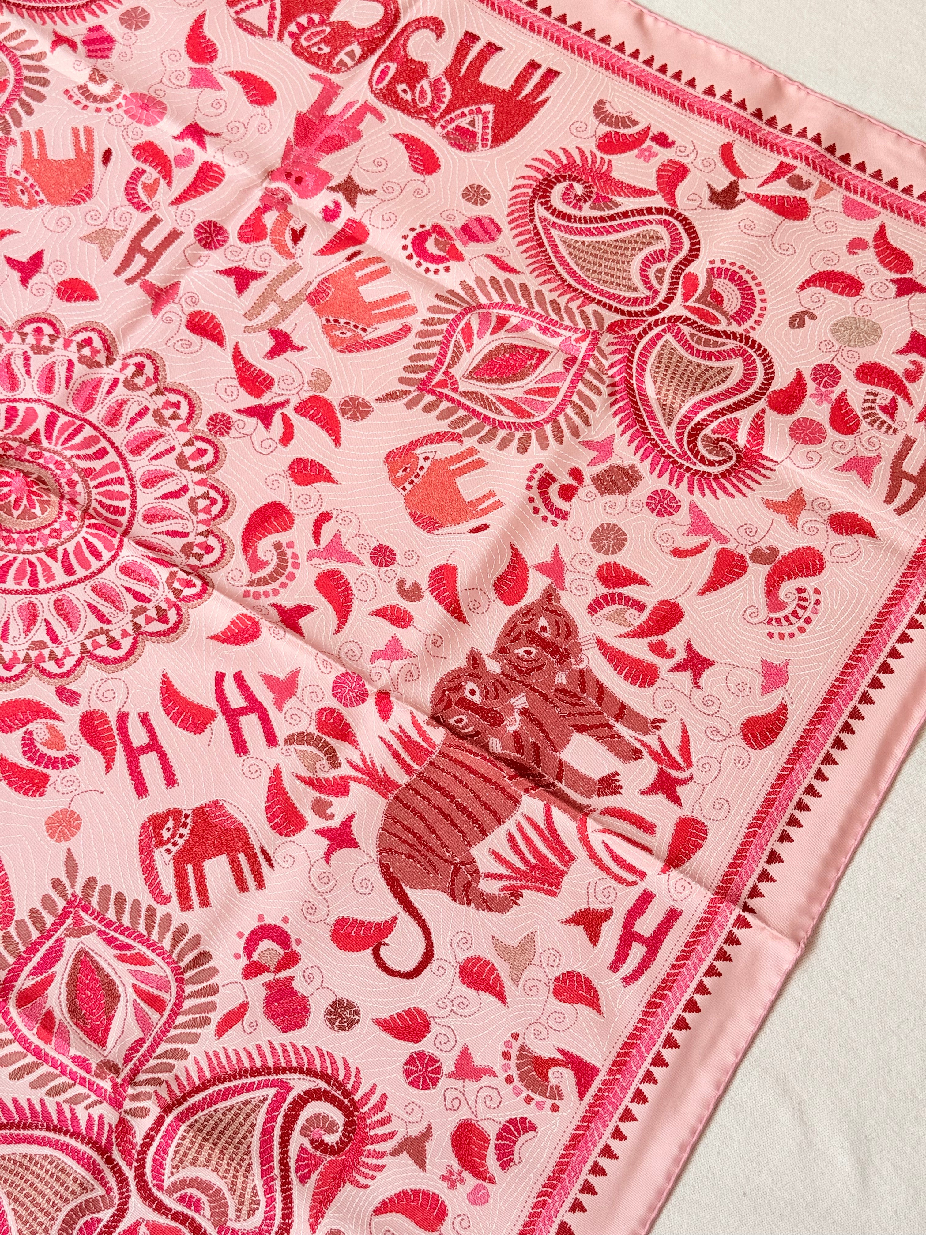 Foulard Hermès – Modèle Carré Kantha