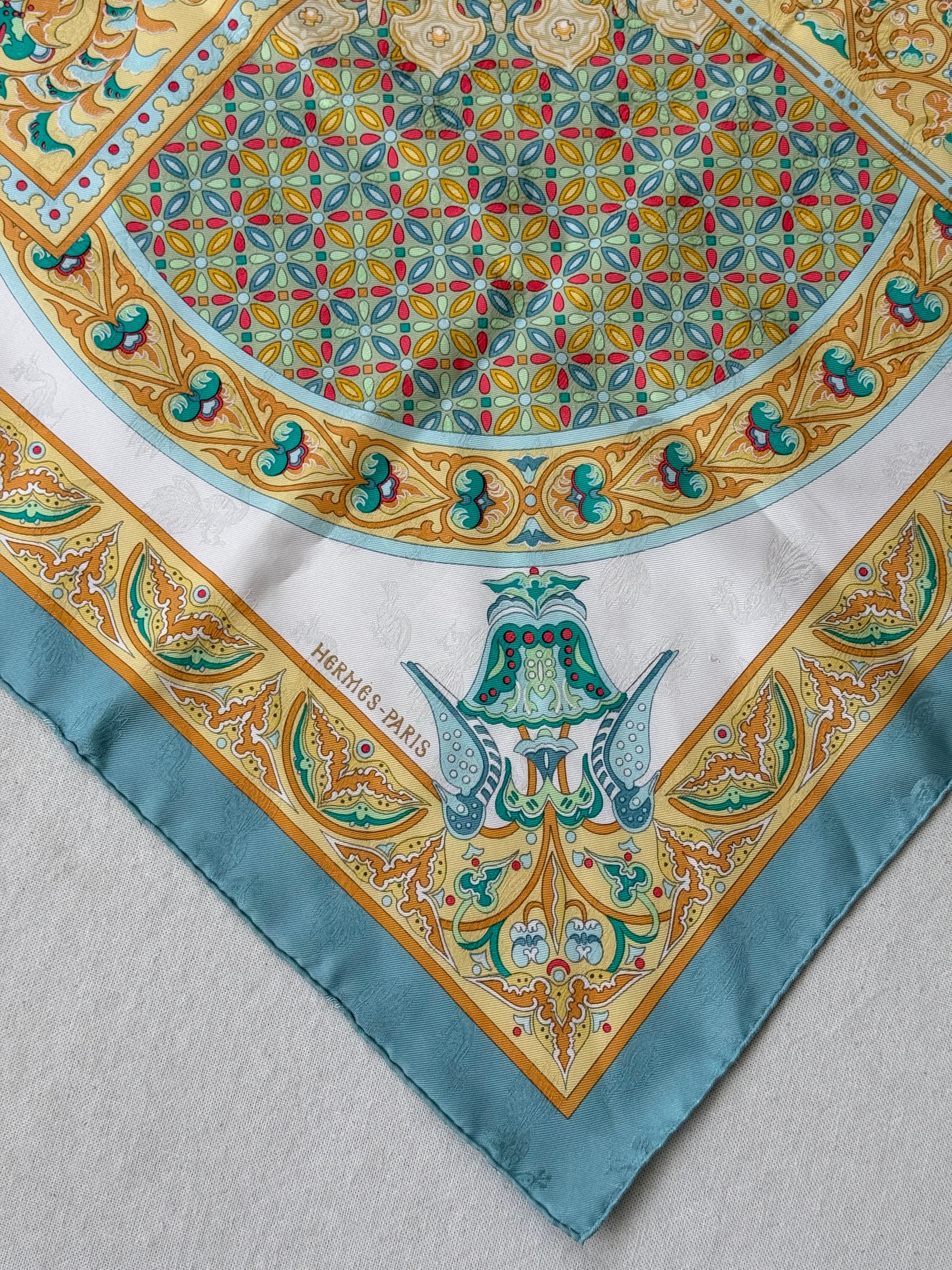 Foulard Hermès – Modèle Ciels Byzantins