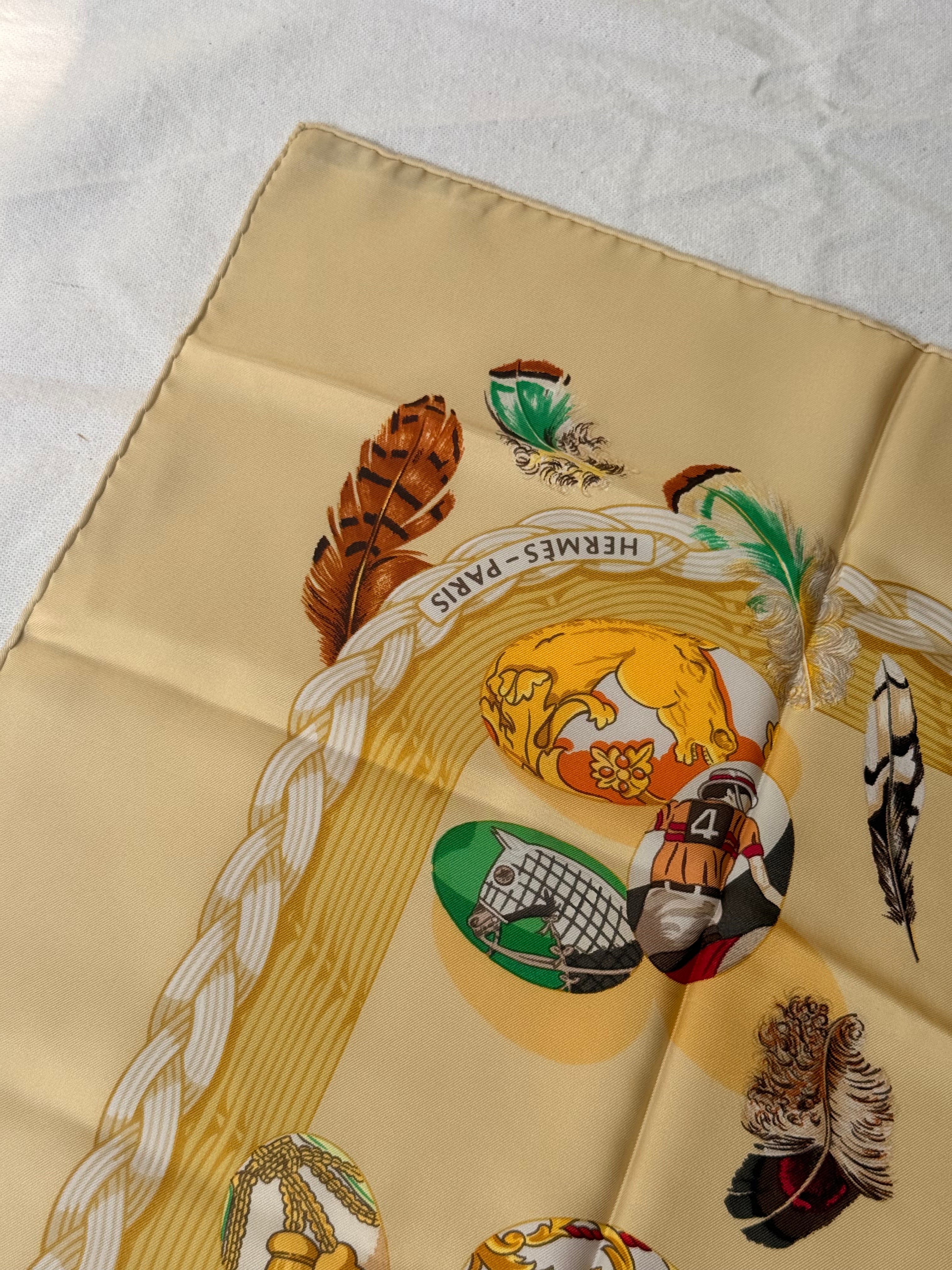 Foulard Hermès – Modèle Couvée d'Hermès