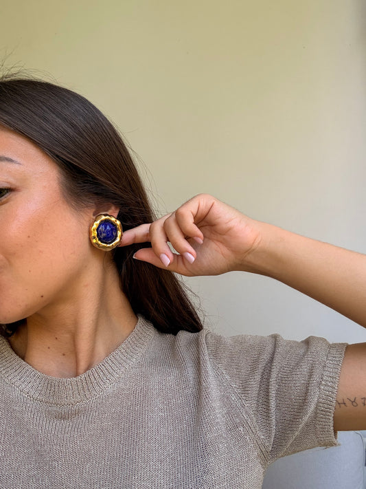 Boucles d’oreilles Guy Laroche vintage - Cabochons bleu profond