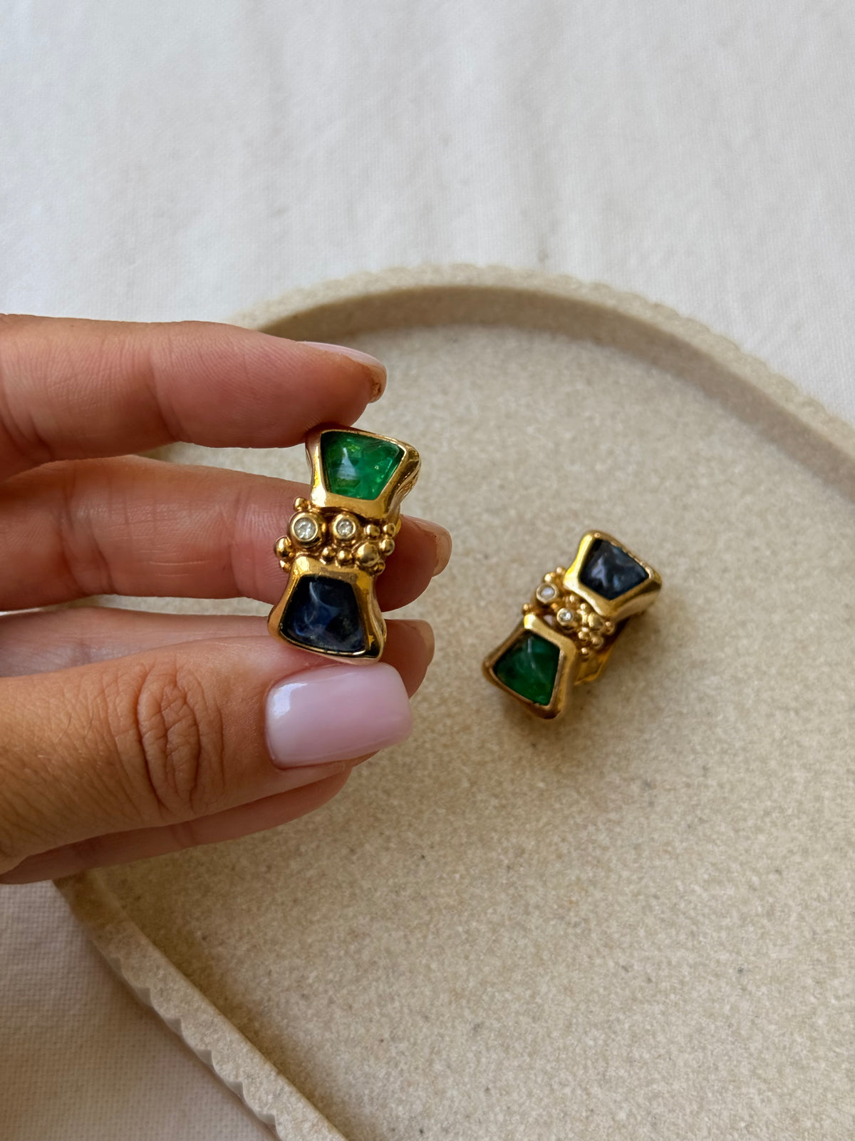 Boucles d’oreilles Christian Dior vintage - Vertes et bleues