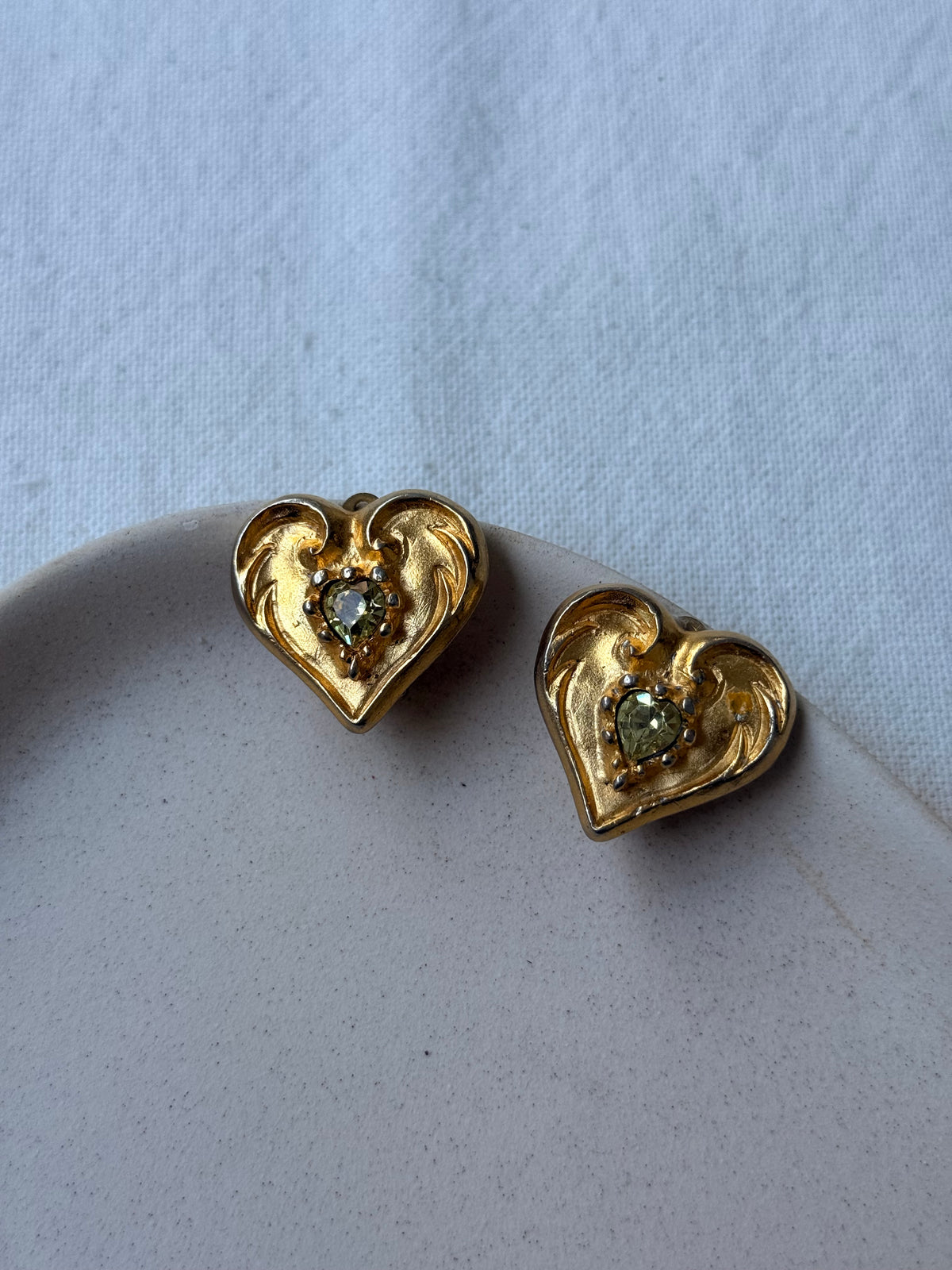 Boucles d'oreilles Christian Lacroix - Cœurs dorés