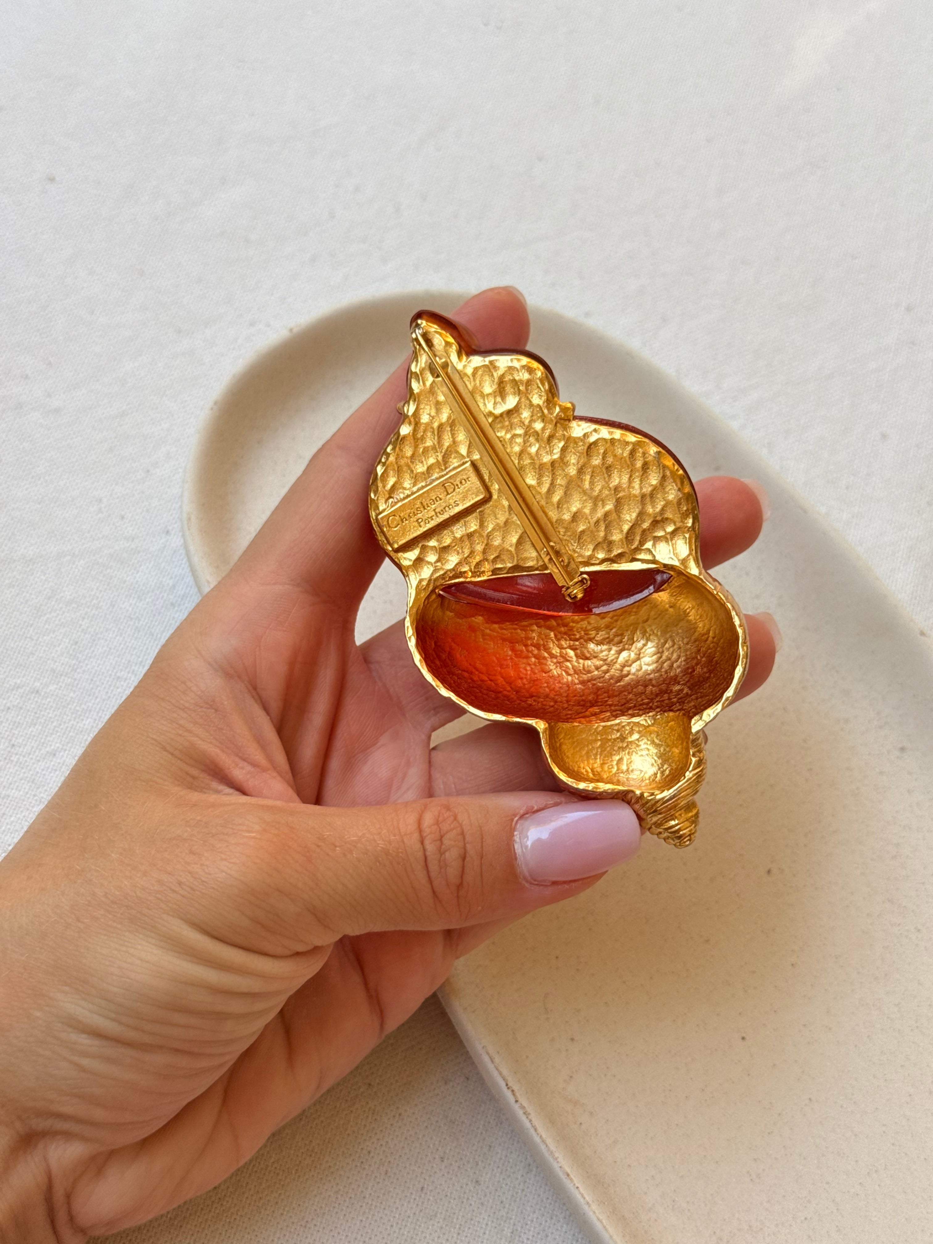 Broche Christian Dior vintage - Coquillage XXL