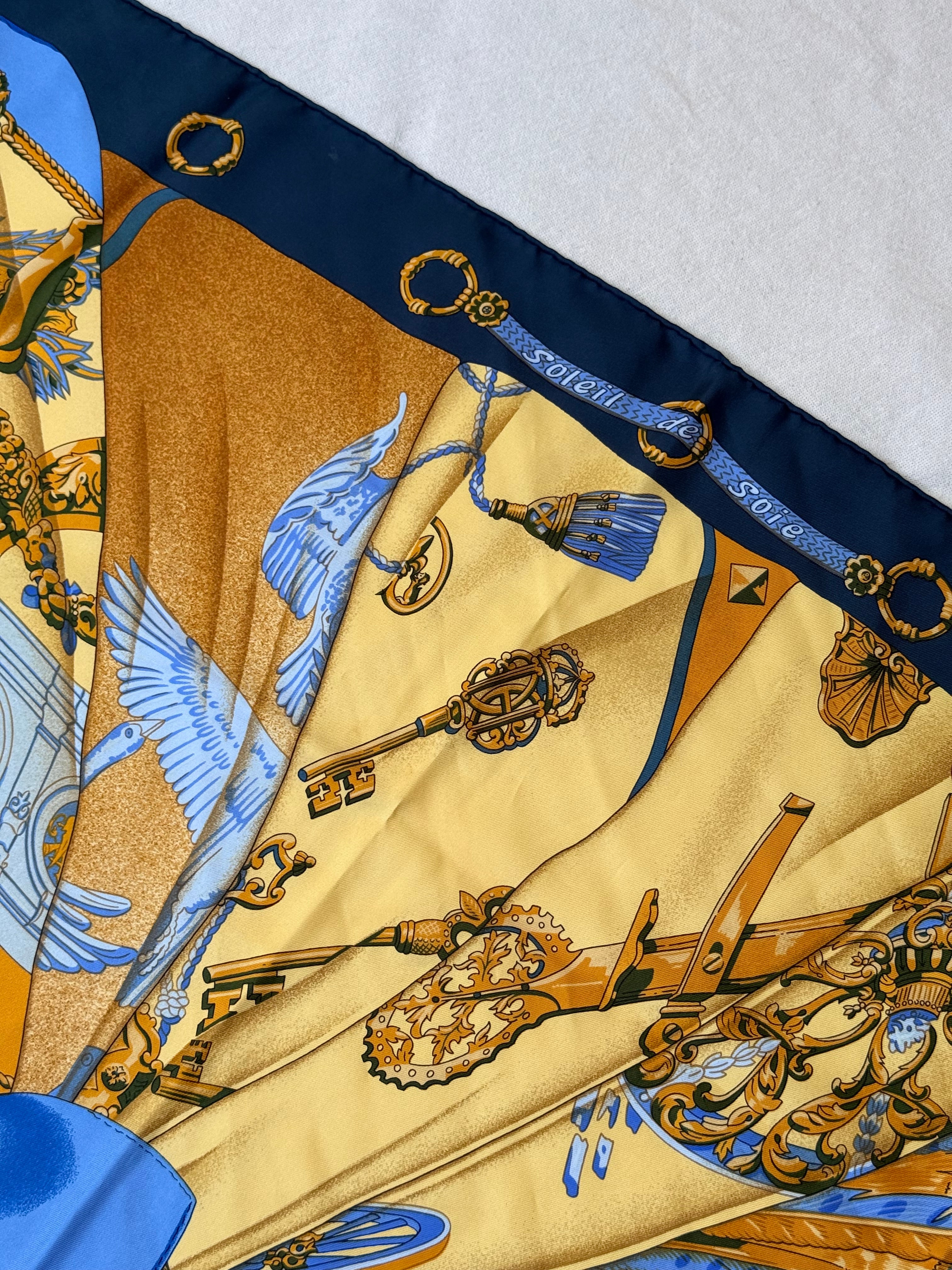 Foulard Hermès – Modèle Soleil de Soie