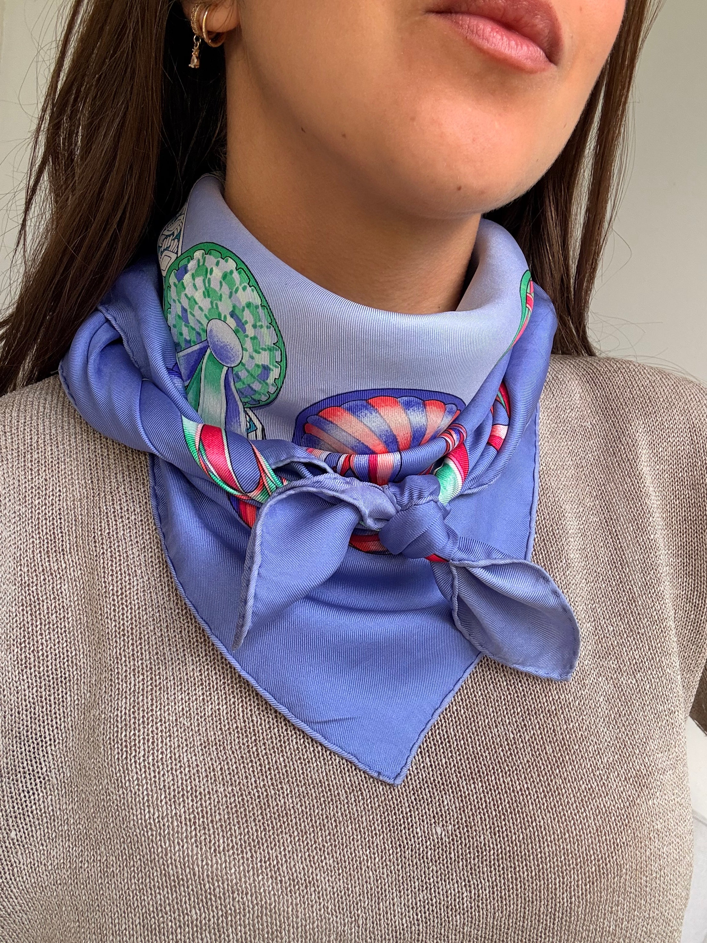 Foulard Hermès – Modèle Les Rubans Du Cheval