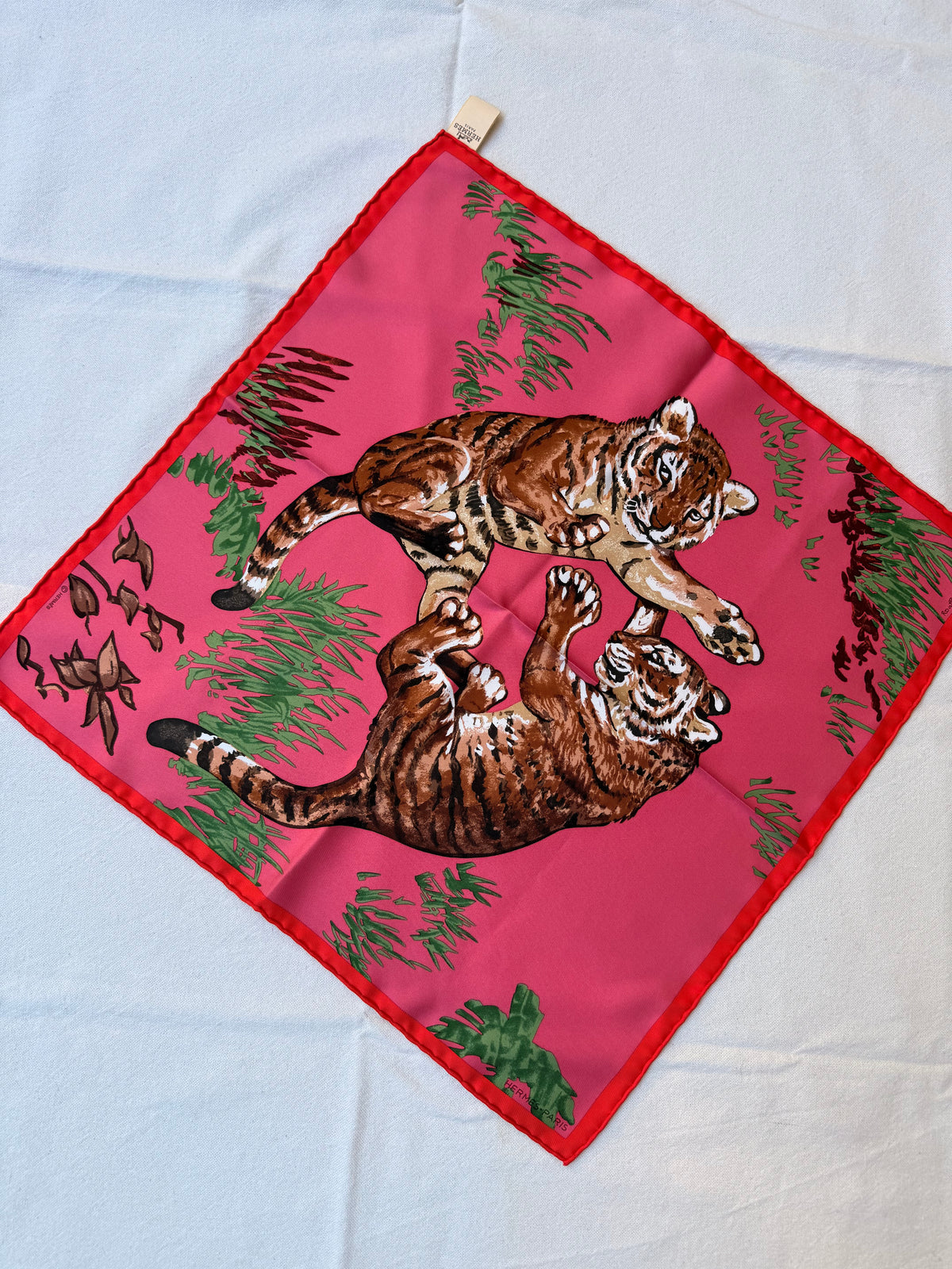Gavroche Hermès – Modèle Les Tigreaux