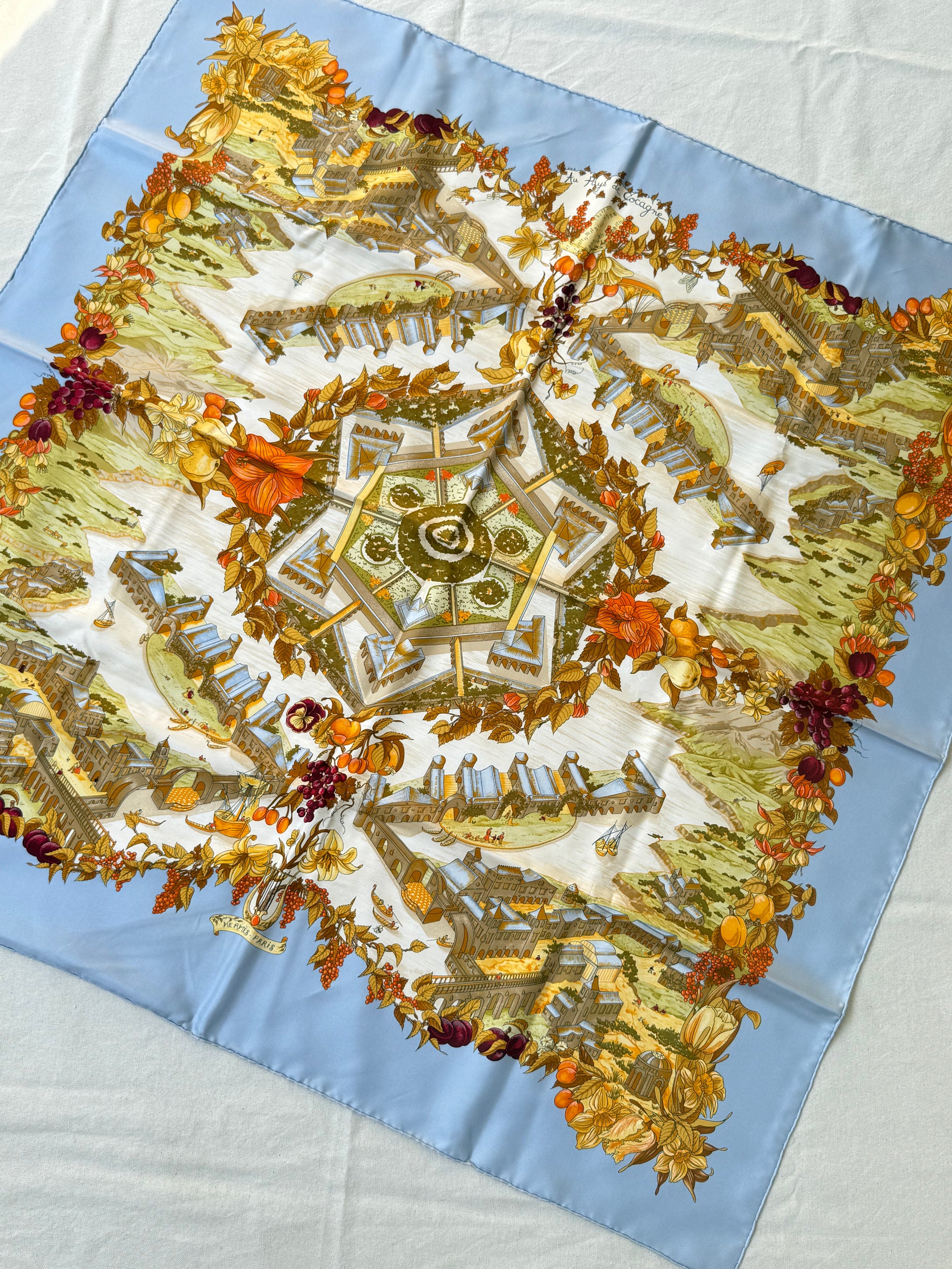 Foulard Hermès – Modèle Au pays de Cocagne