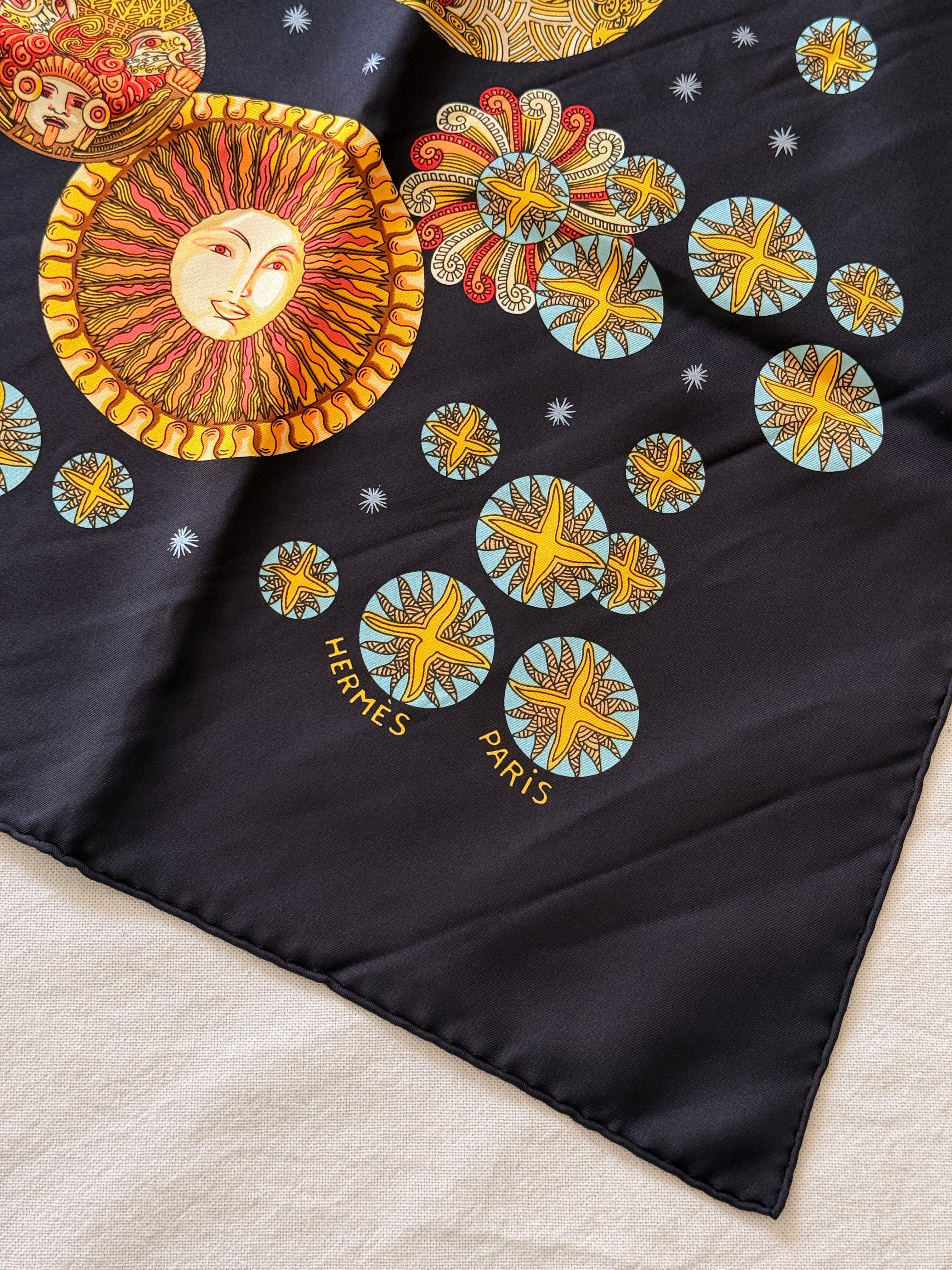 Foulard Hermès – Modèle Le Roy Soleil