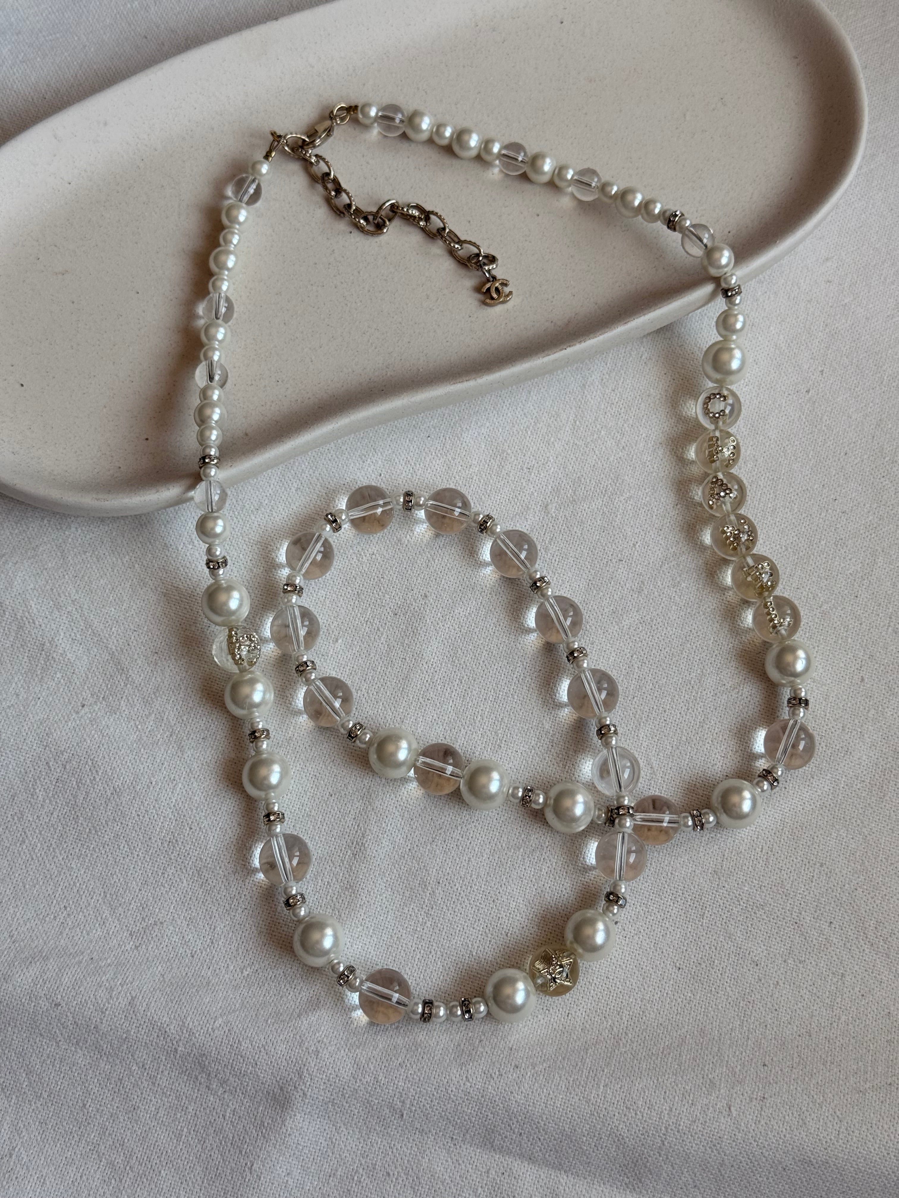 Collier sautoir Chanel - Perles et pâte de verre Collection 2019