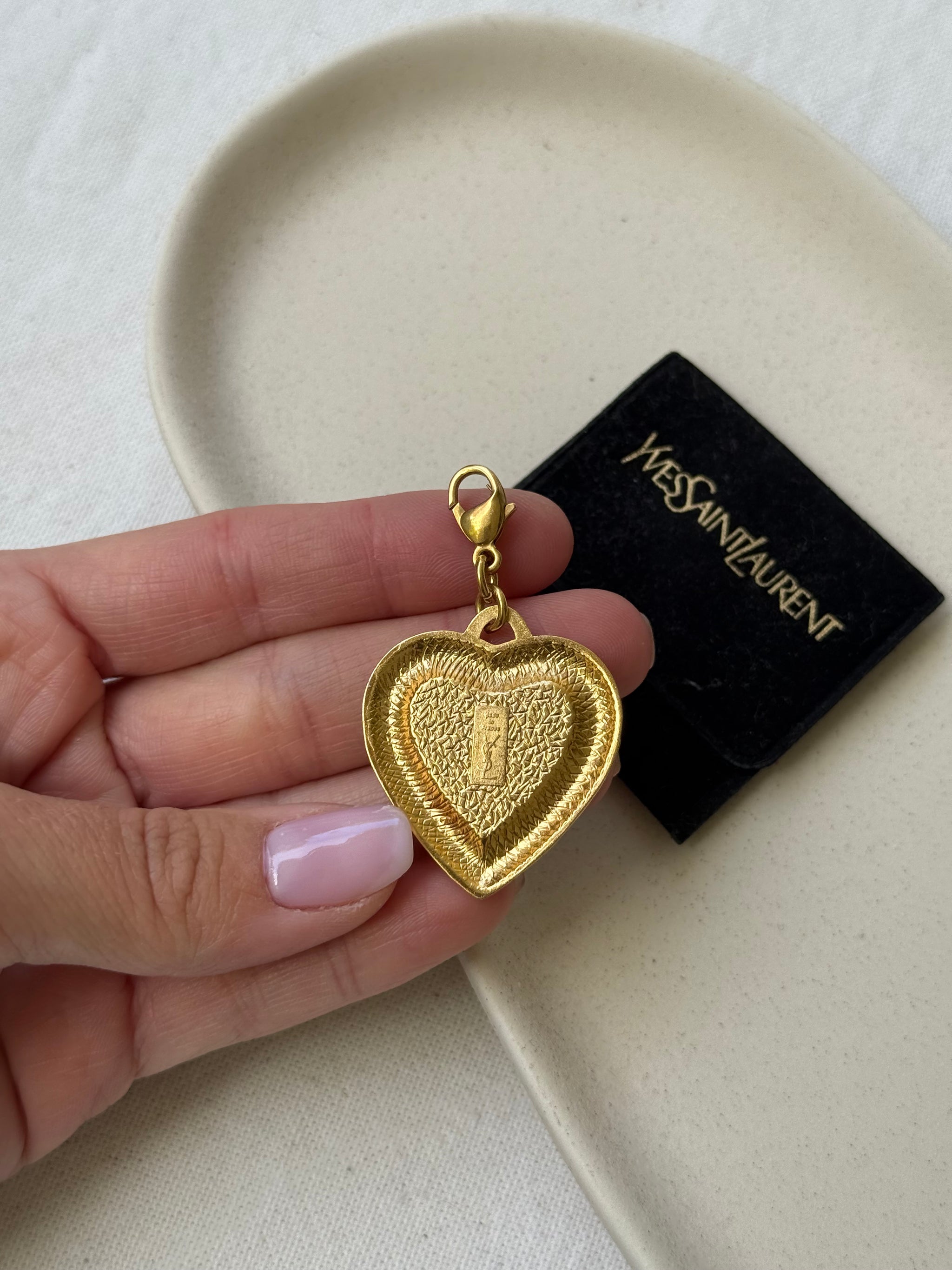 Pendentif Yves Saint Laurent vintage - Cœur Paris Je T’Aime