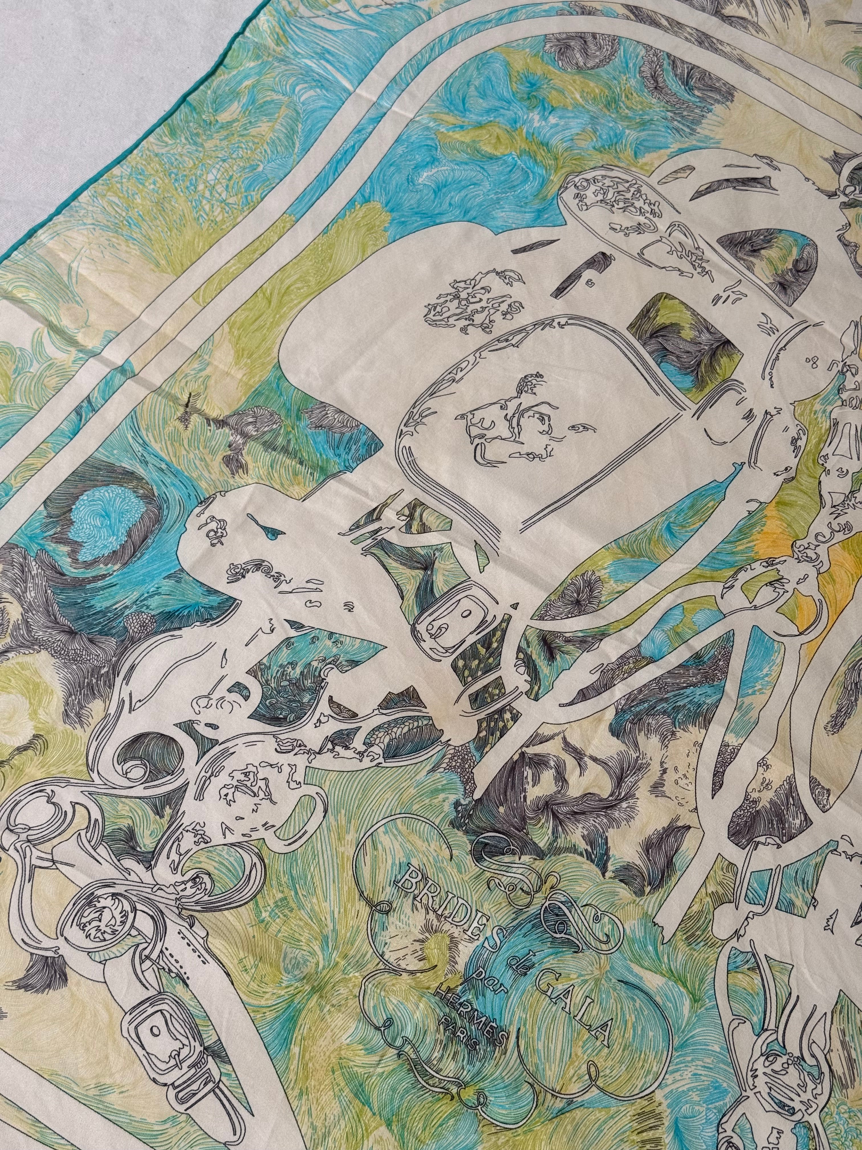 Foulard Hermès – Modèle Bride de Gala en Finesse