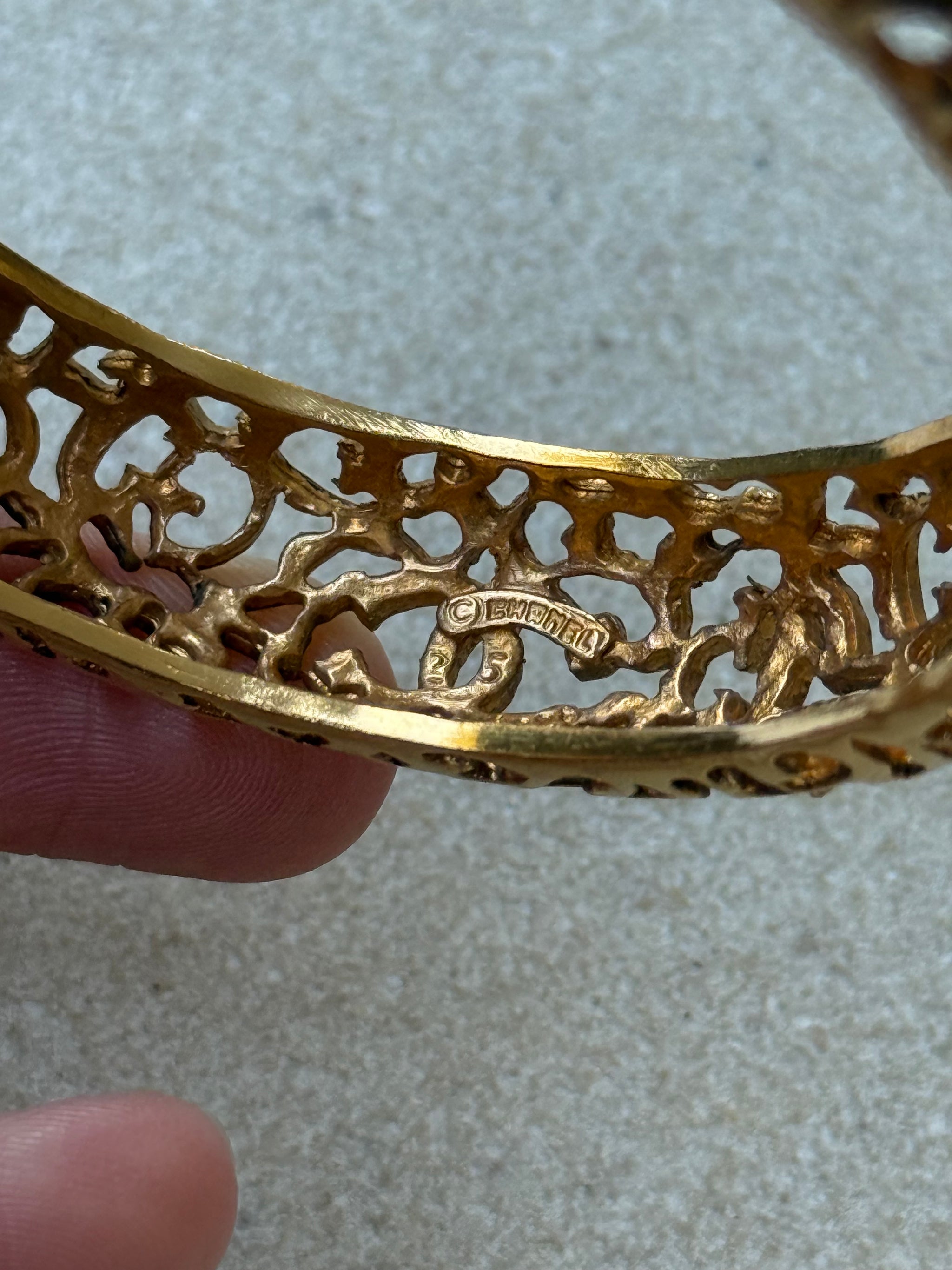 Bracelet Chanel vintage - Jonc dentelle CC