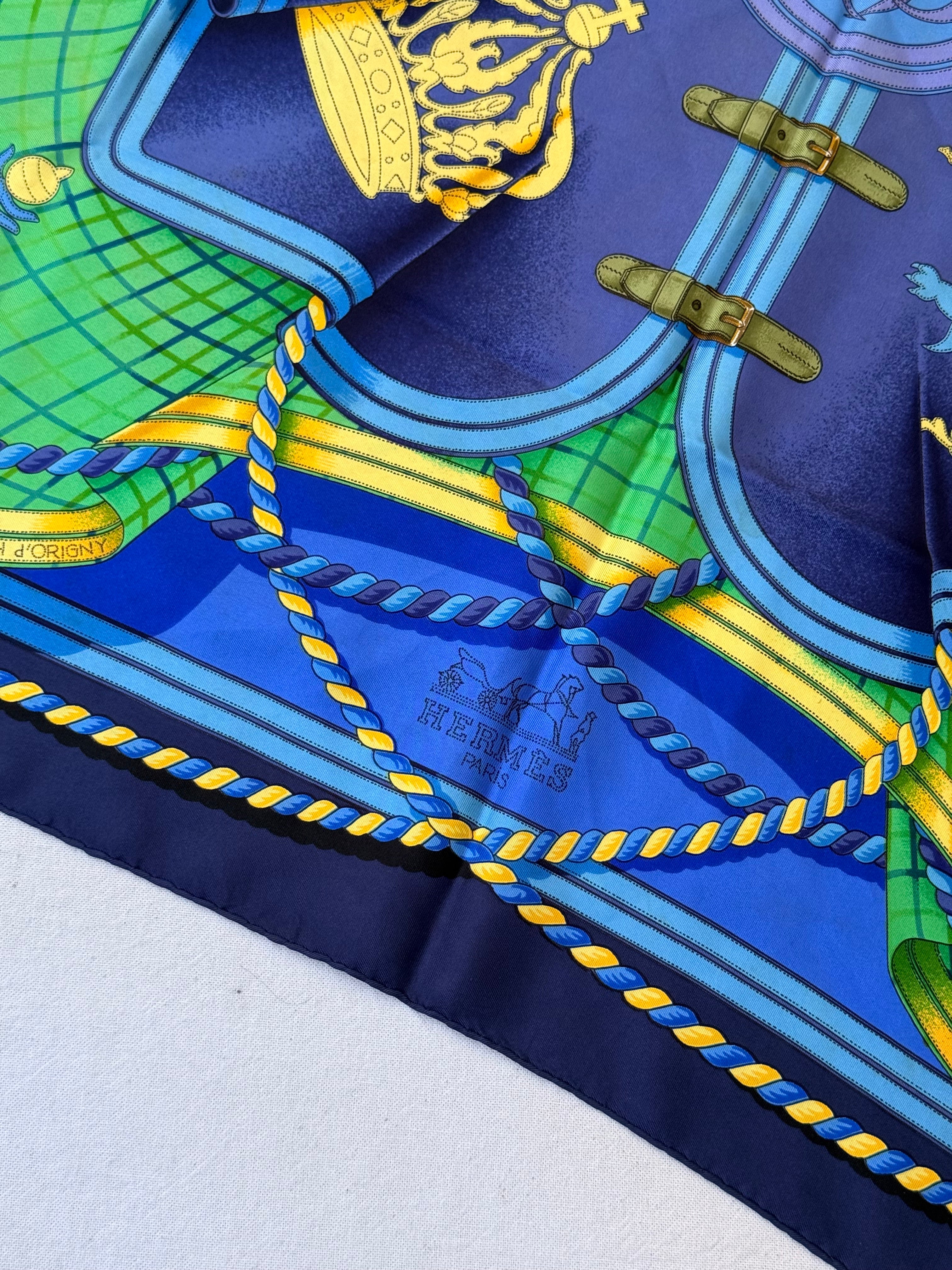 Foulard Hermès – Modèle Grande Tenue