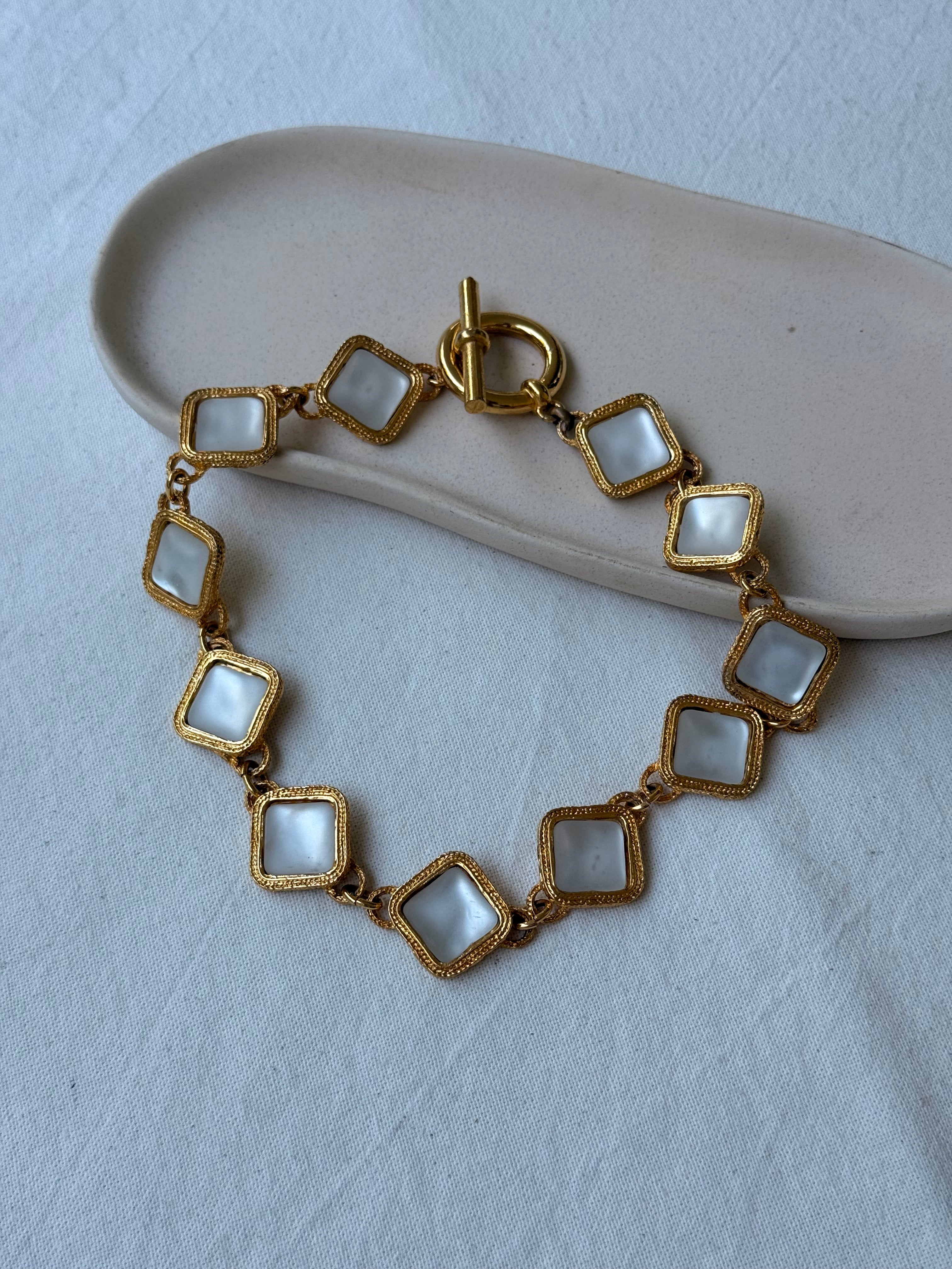Collier Pinky Paris vintage - Doré et cabochons nacrés