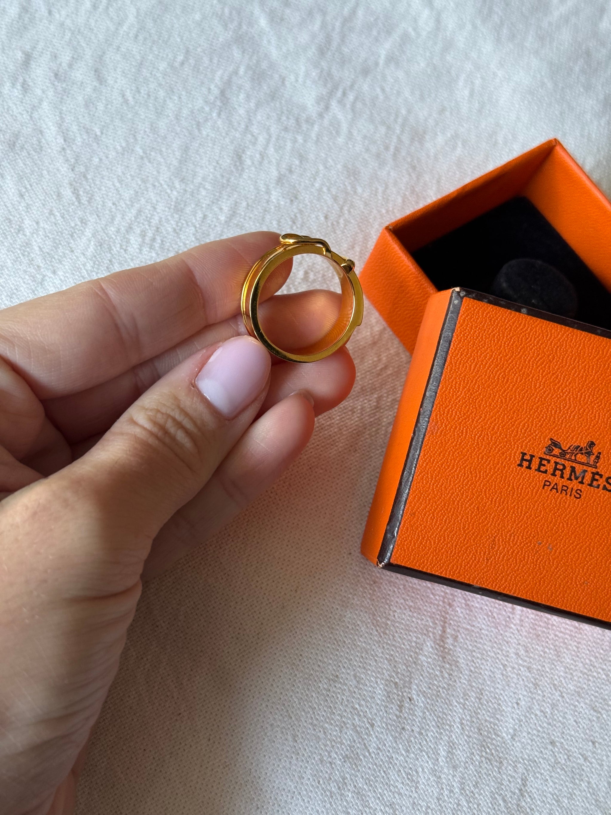 Anneau de foulard Hermès - modèle ceinture