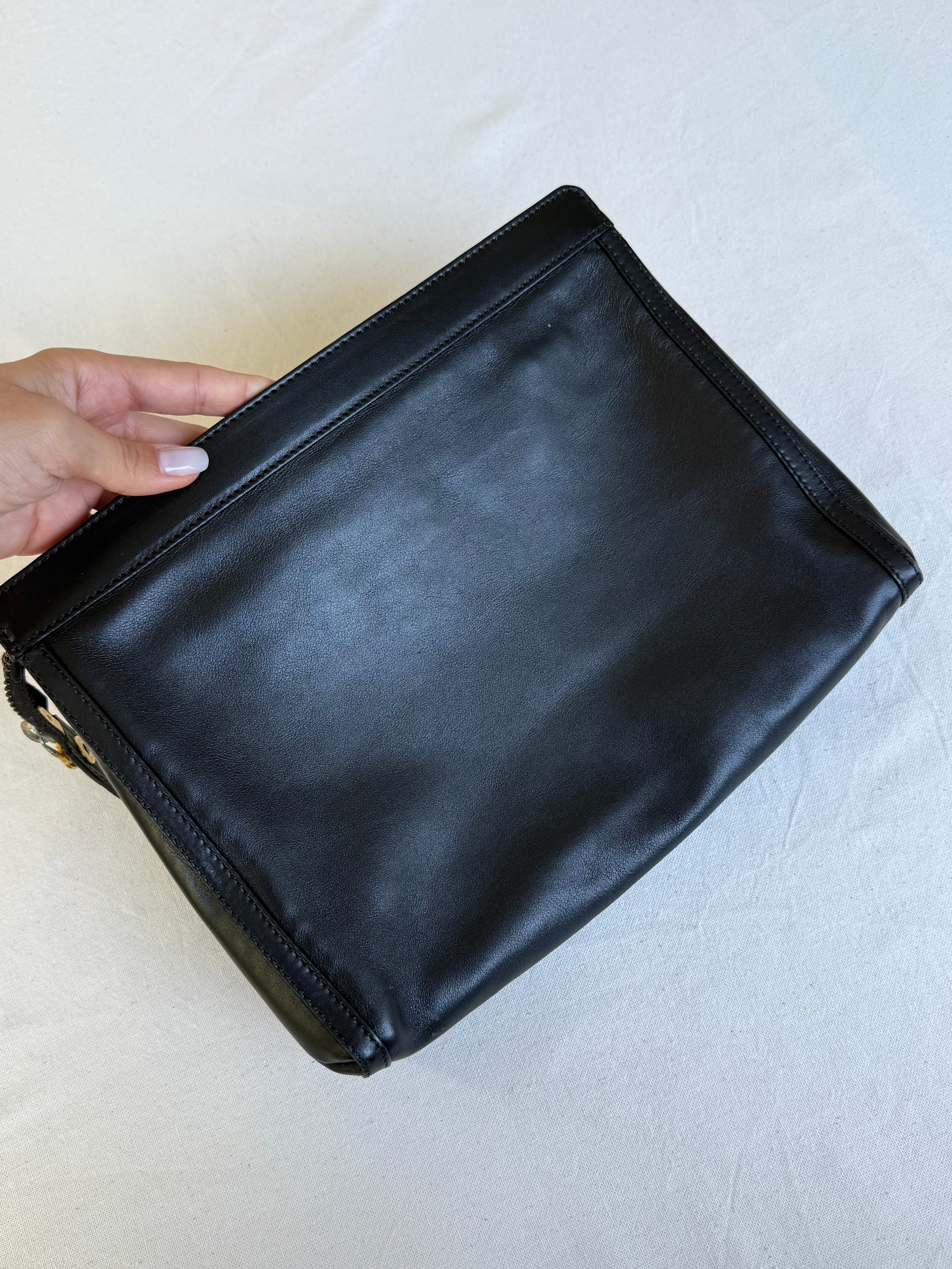Pochette Céline vintage - Cuir noir et détails dorés