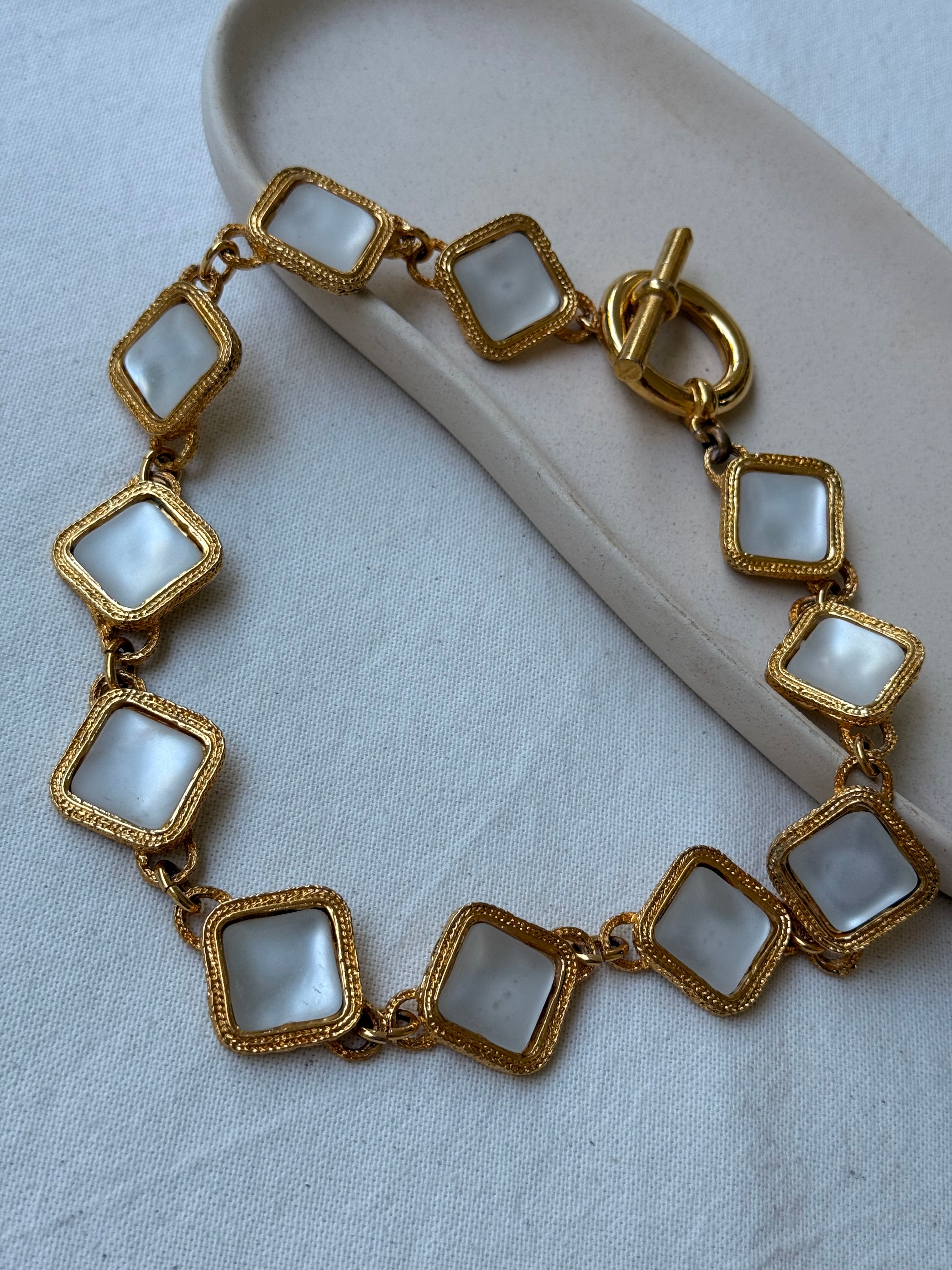 Collier Pinky Paris vintage - Doré et cabochons nacrés