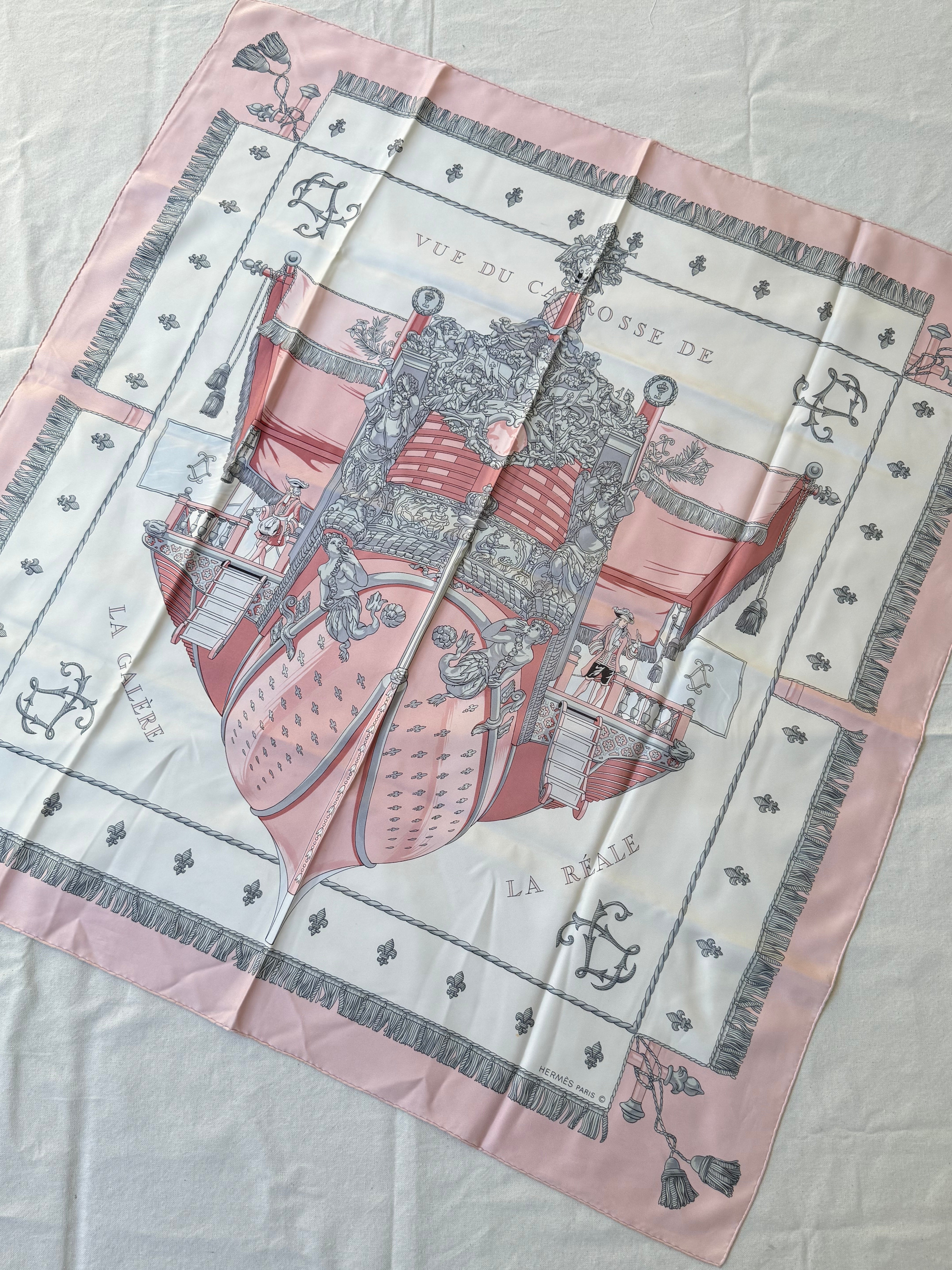 Foulard Hermès – Modèle Vue du Carrosse de la Galère La Réale
