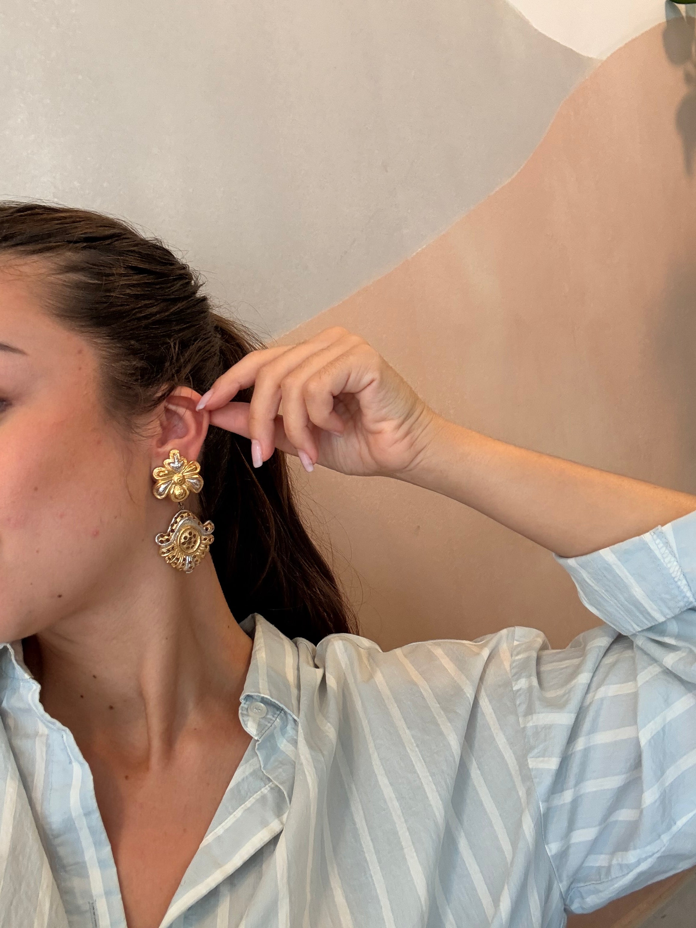 Boucles d’oreilles Nina Ricci vintage - Pendants dorés et argentés