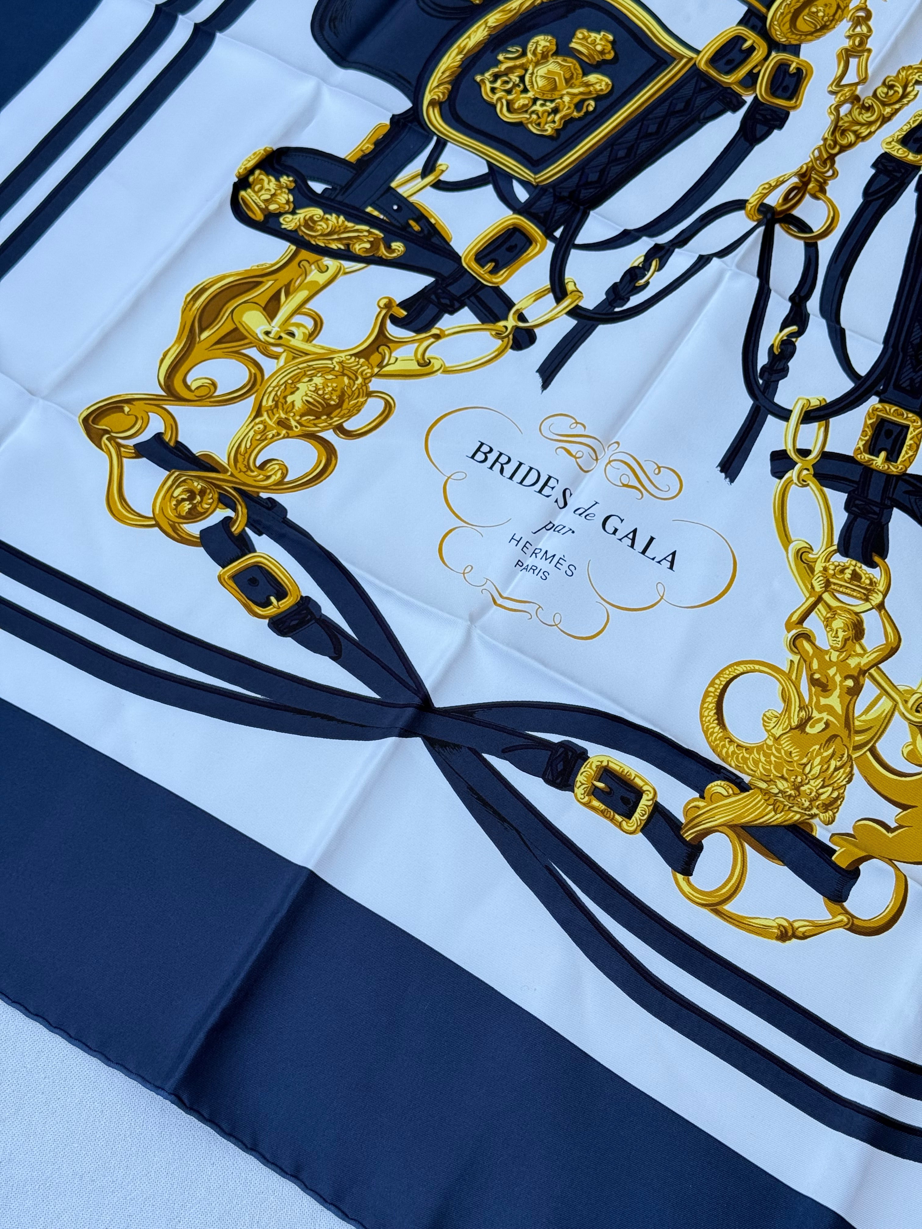 Foulard Hermès – Modèle Brides de Gala