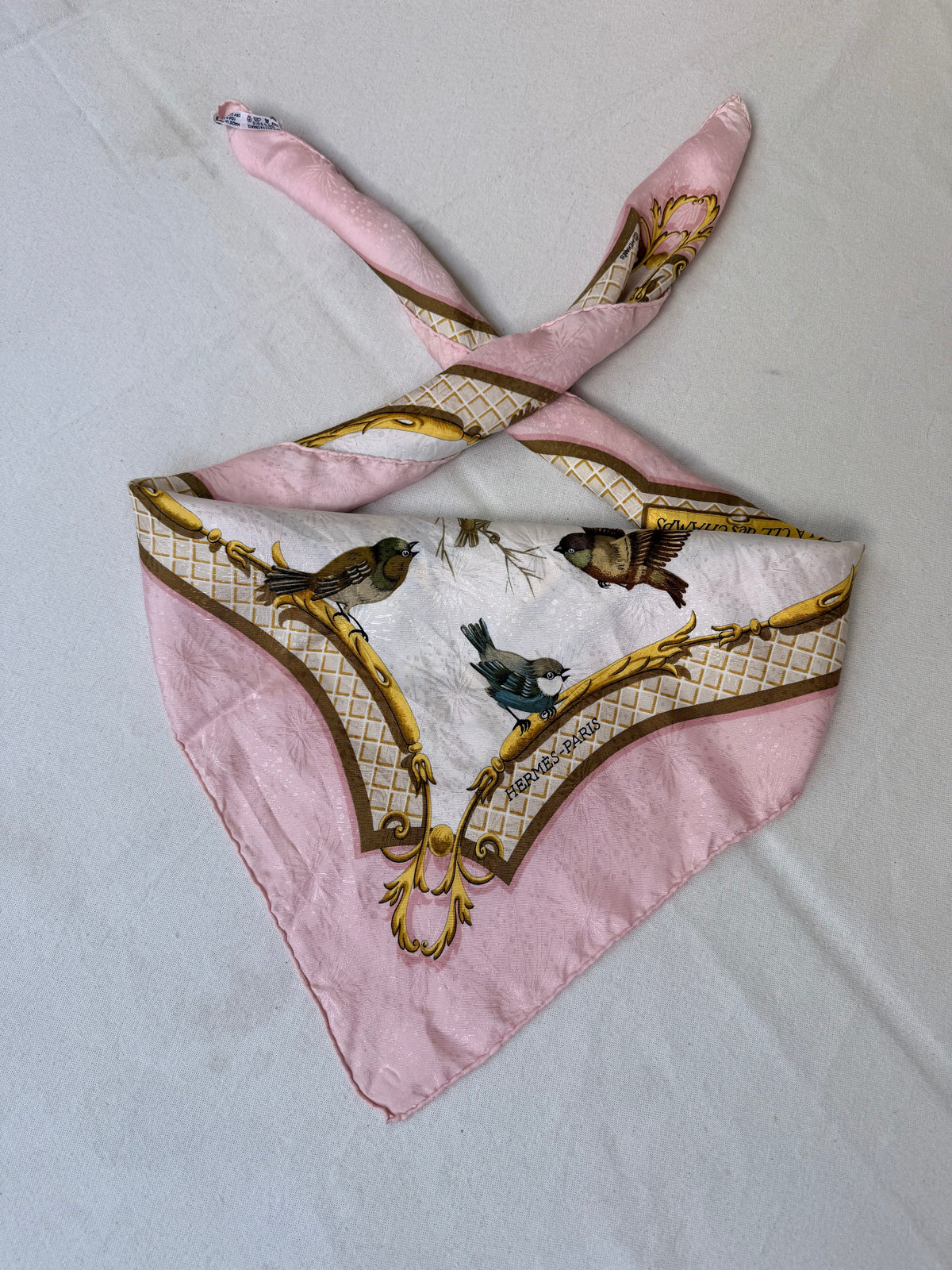 Foulard Hermès – Modèle La Clé des Champs