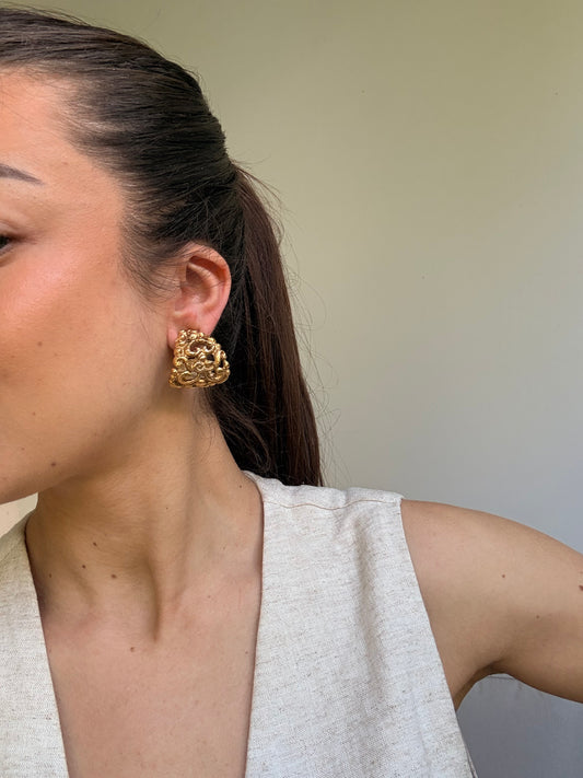 Boucles d’oreilles Scherrer vintage - Créoles larges ajourées