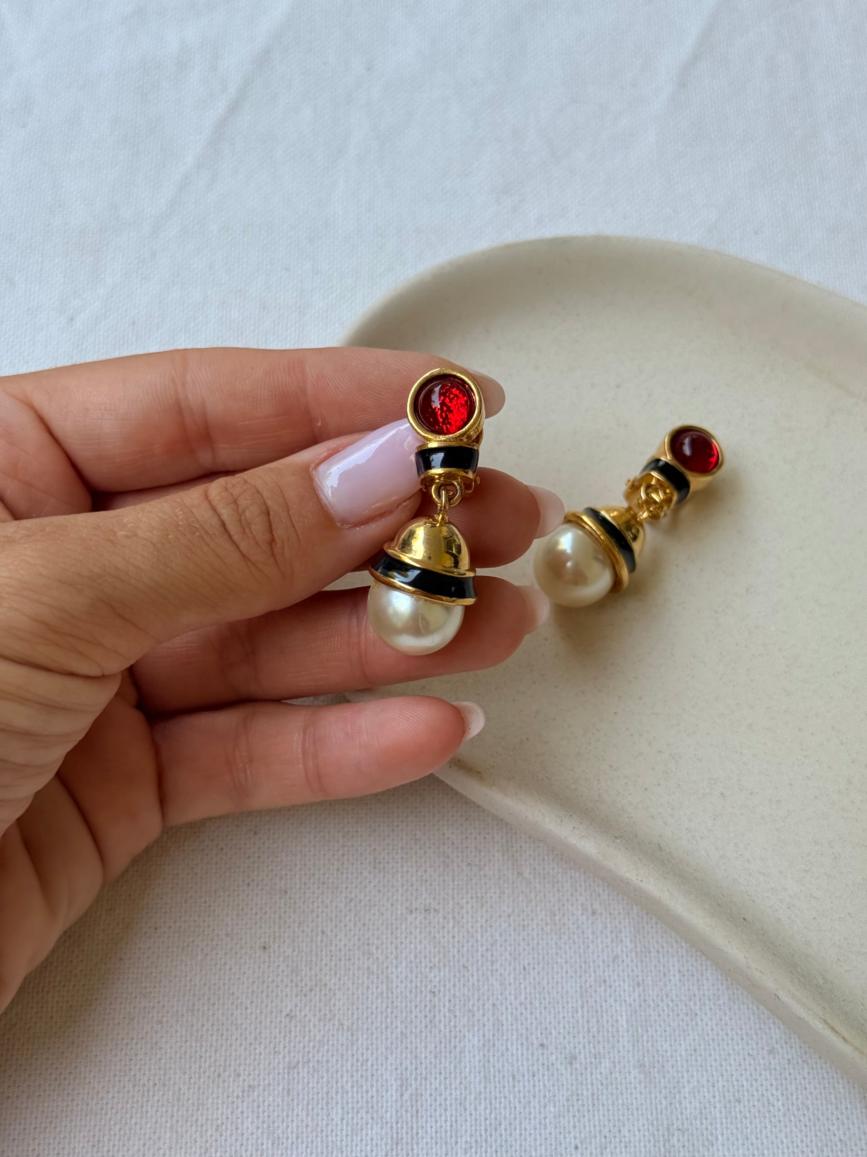 Boucles d’oreilles vintage - Pendantes perles, noires et rouges