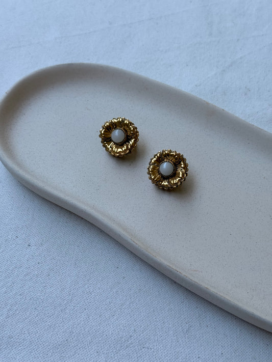 Boucles d’oreilles vintage - Fleurs perlées
