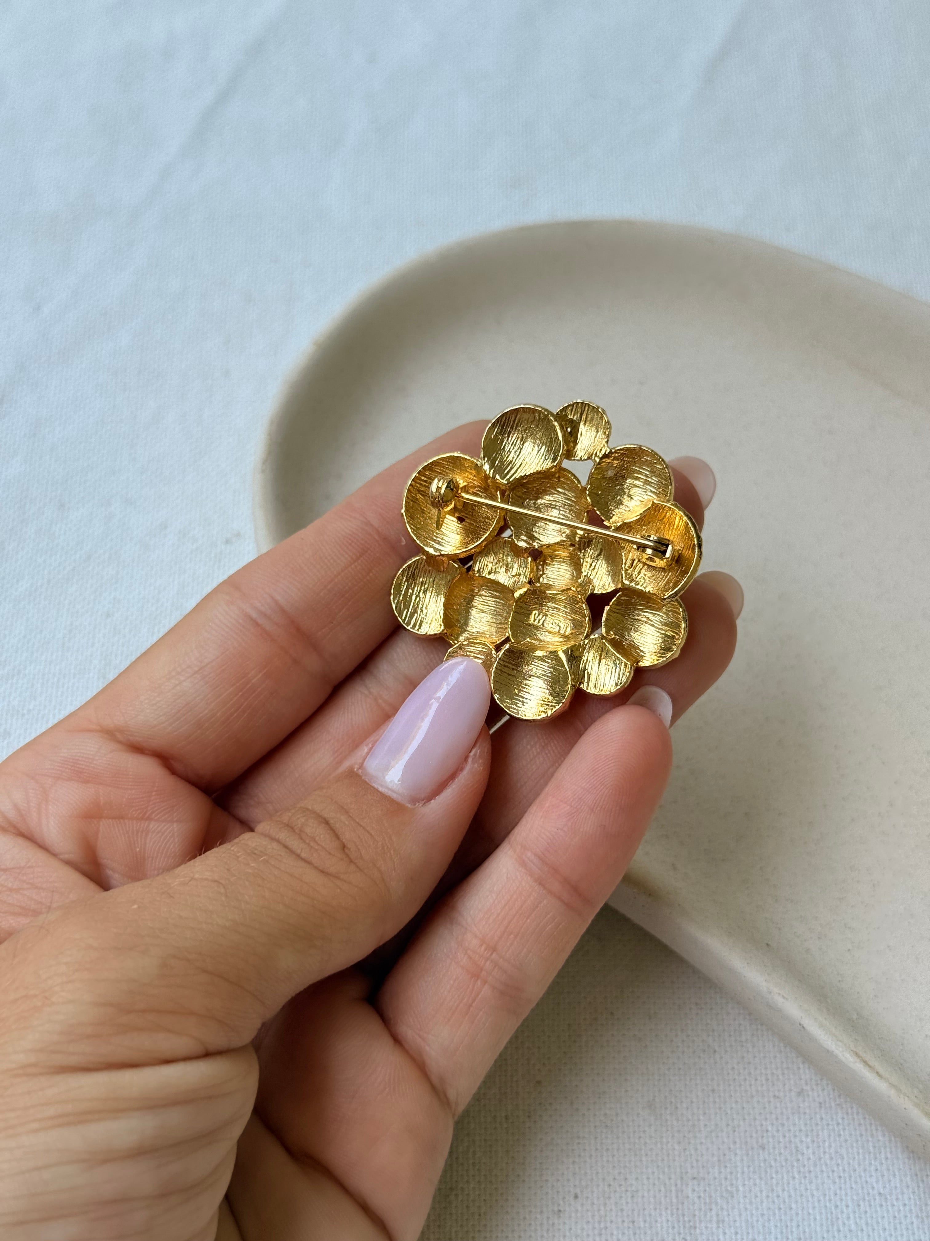 Broche vintage - Motif pastilles dorées