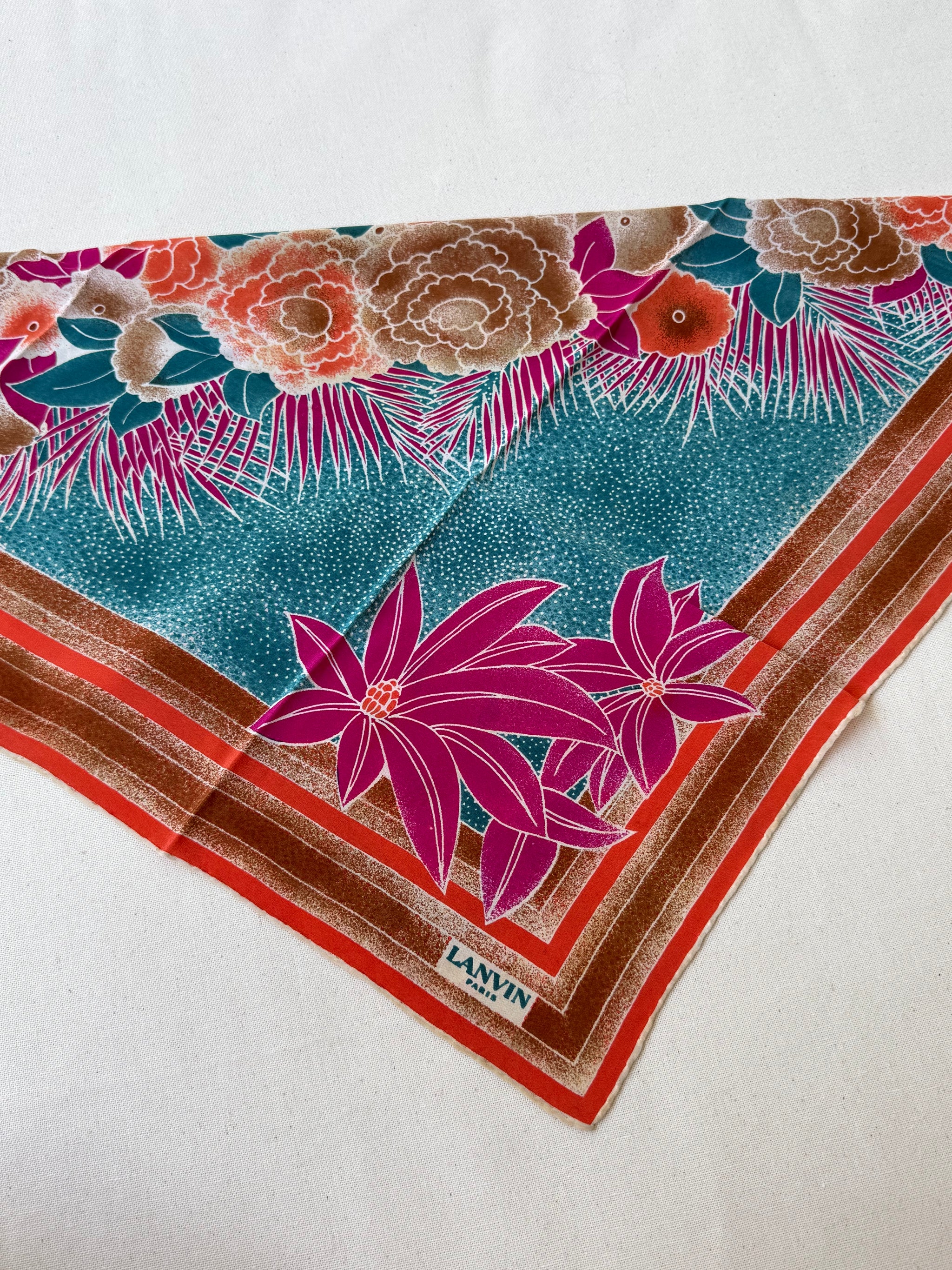 Foulard Lanvin – Modèle floral
