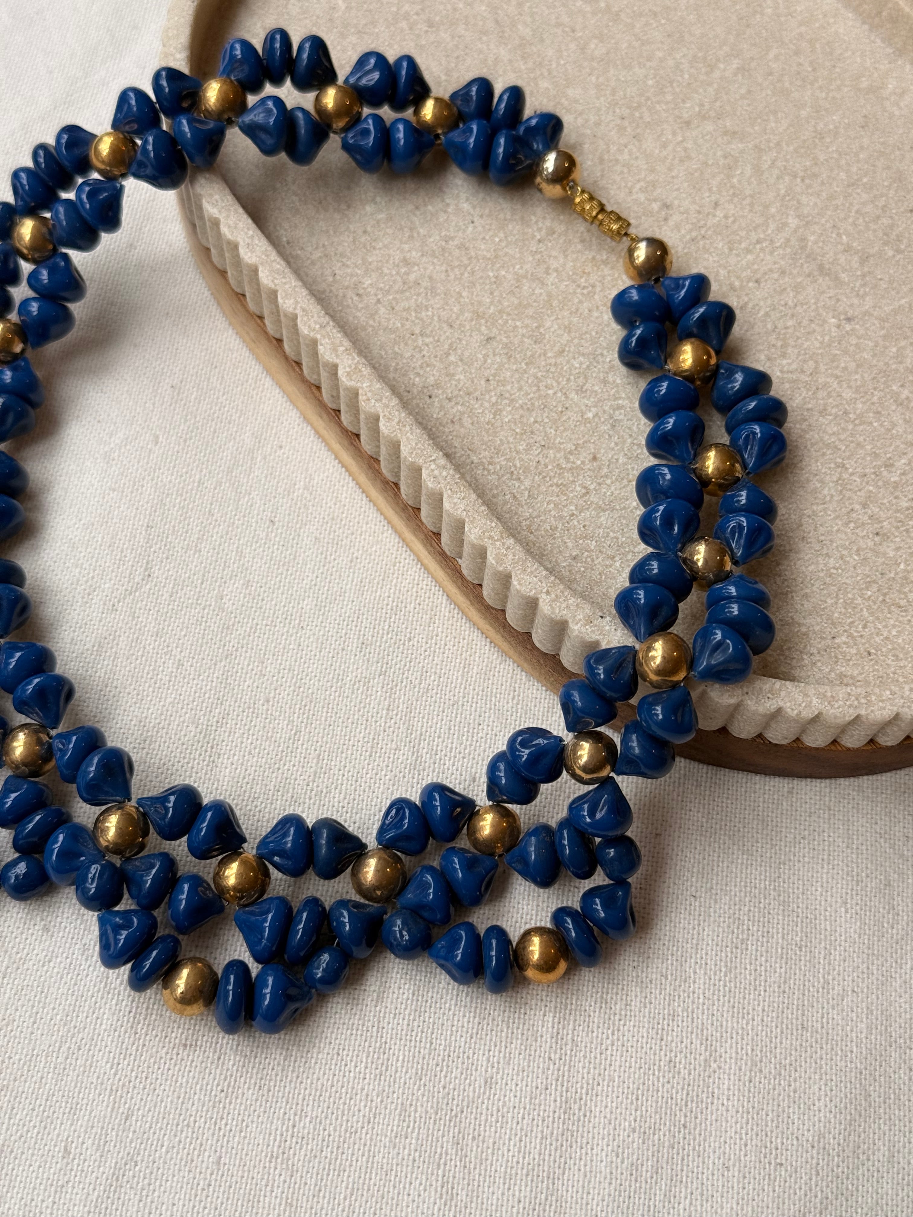 Collier vintage - Pâte de verre bleu cobalt