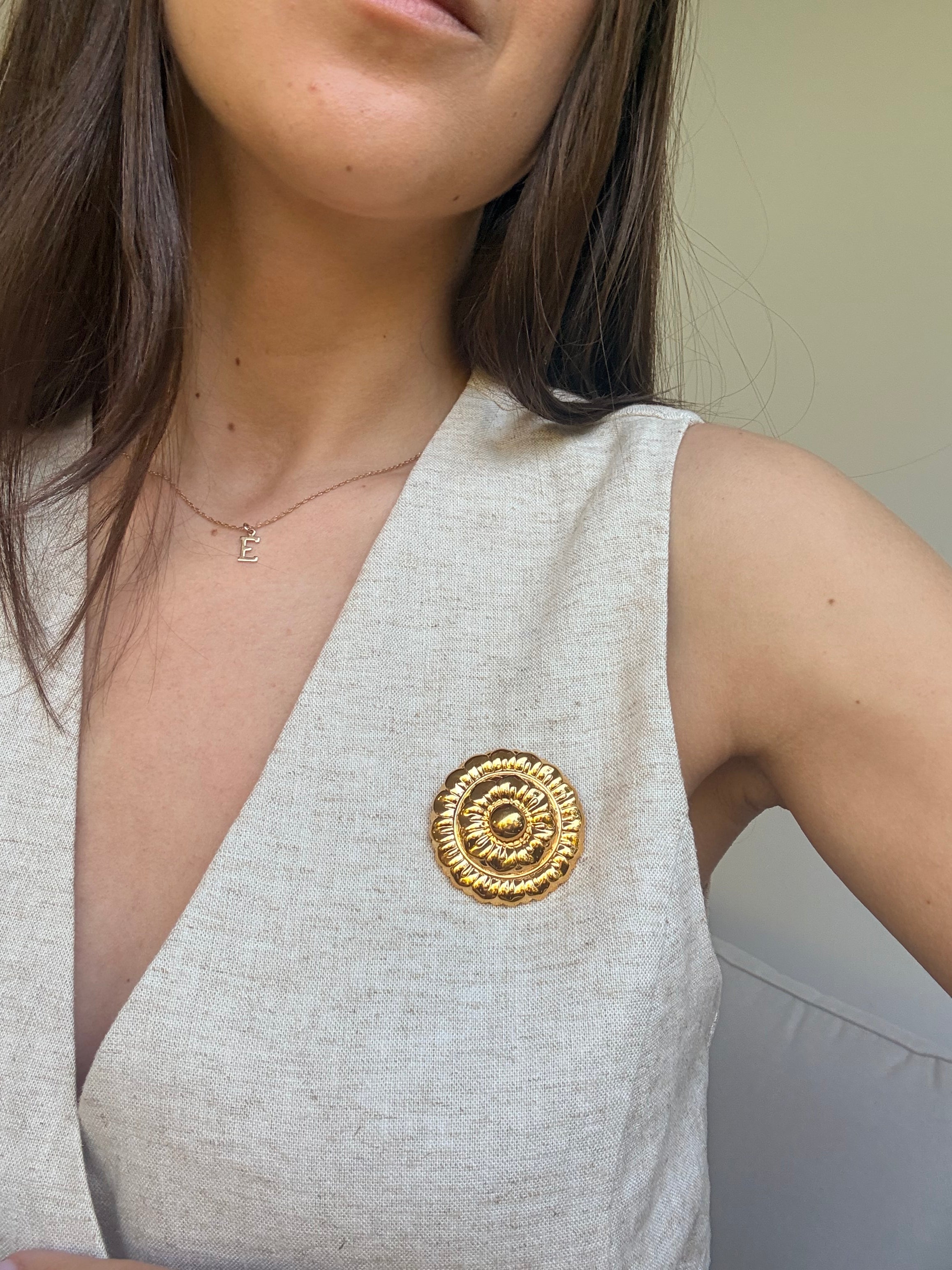 Broche vintage - Motif floral doré