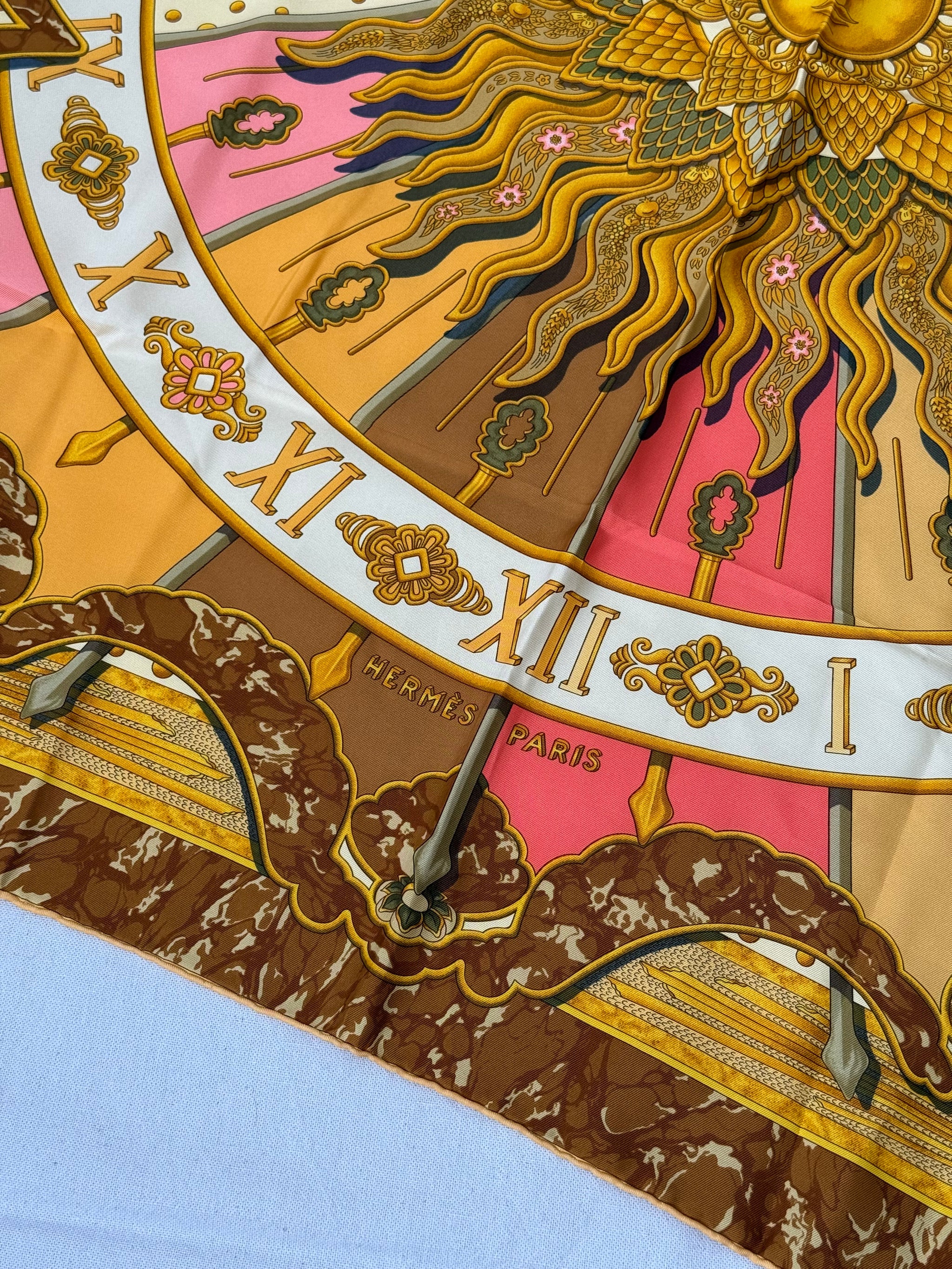 Foulard Hermès – Modèle Carpe Diem