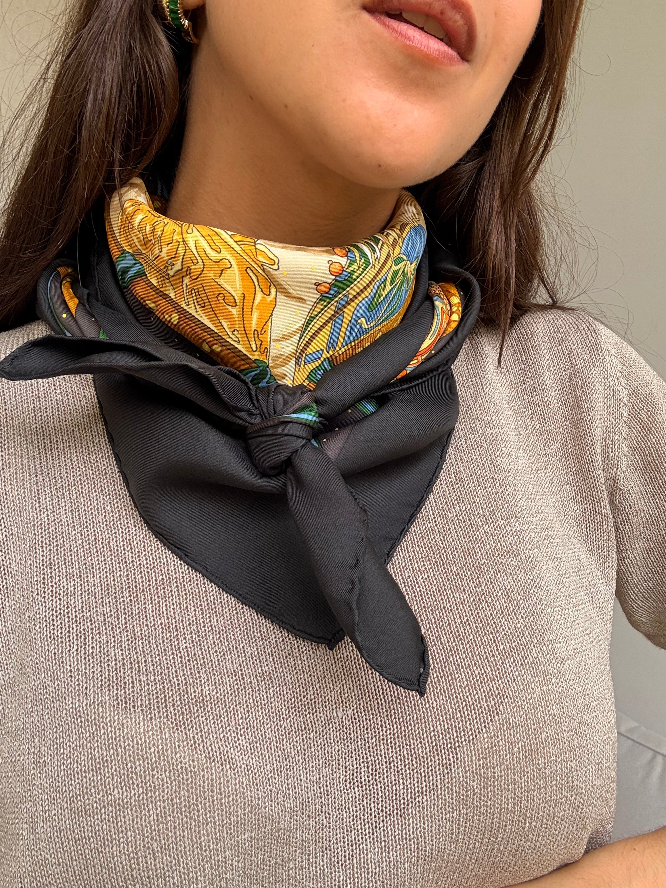 Foulard Hermès – Cavaliers des nuages