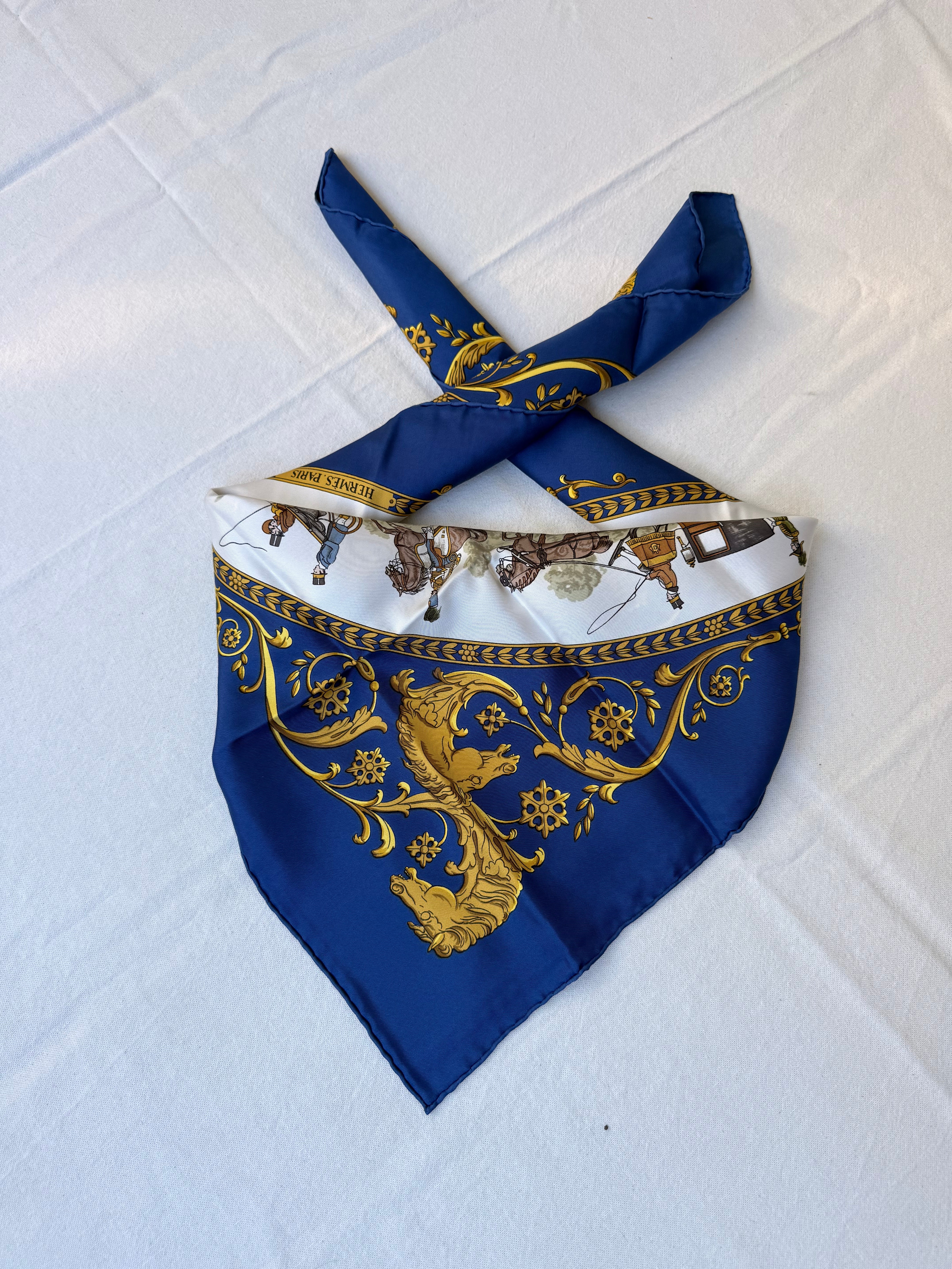 Foulard Hermès – Modèle Promenade de Longchamps bleu