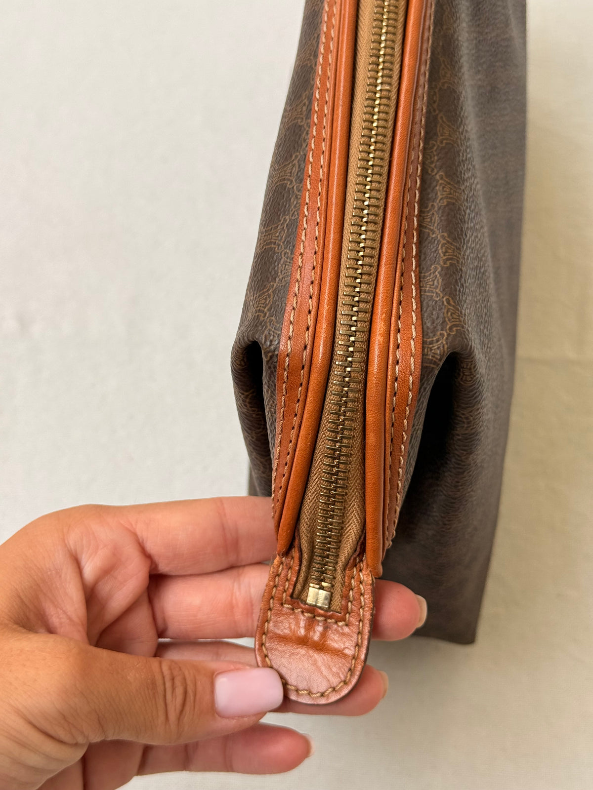 Trousse Céline vintage - Toile triomphe et cuir cognac