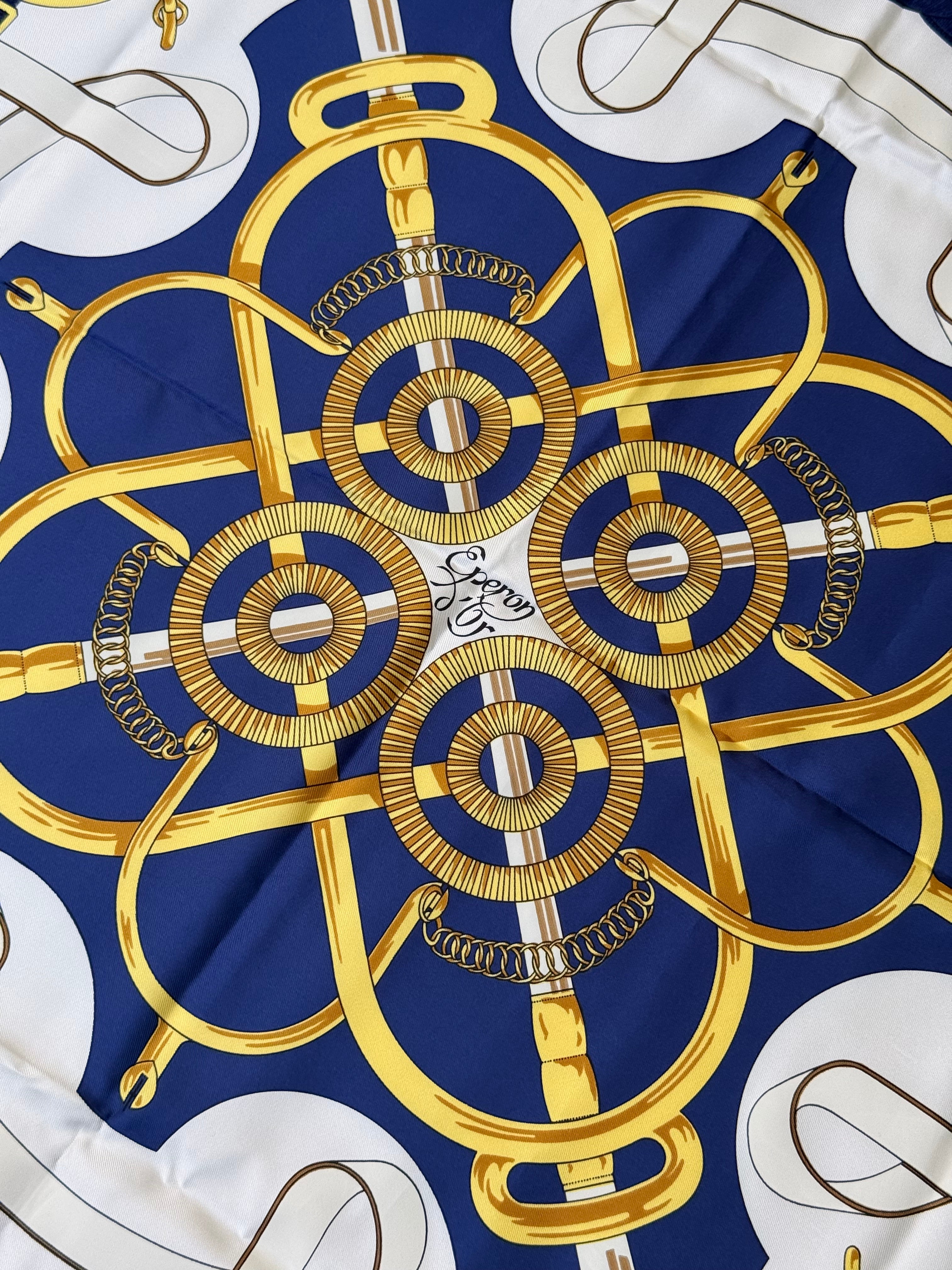 Foulard Hermès – Modèle Éperon d’Or