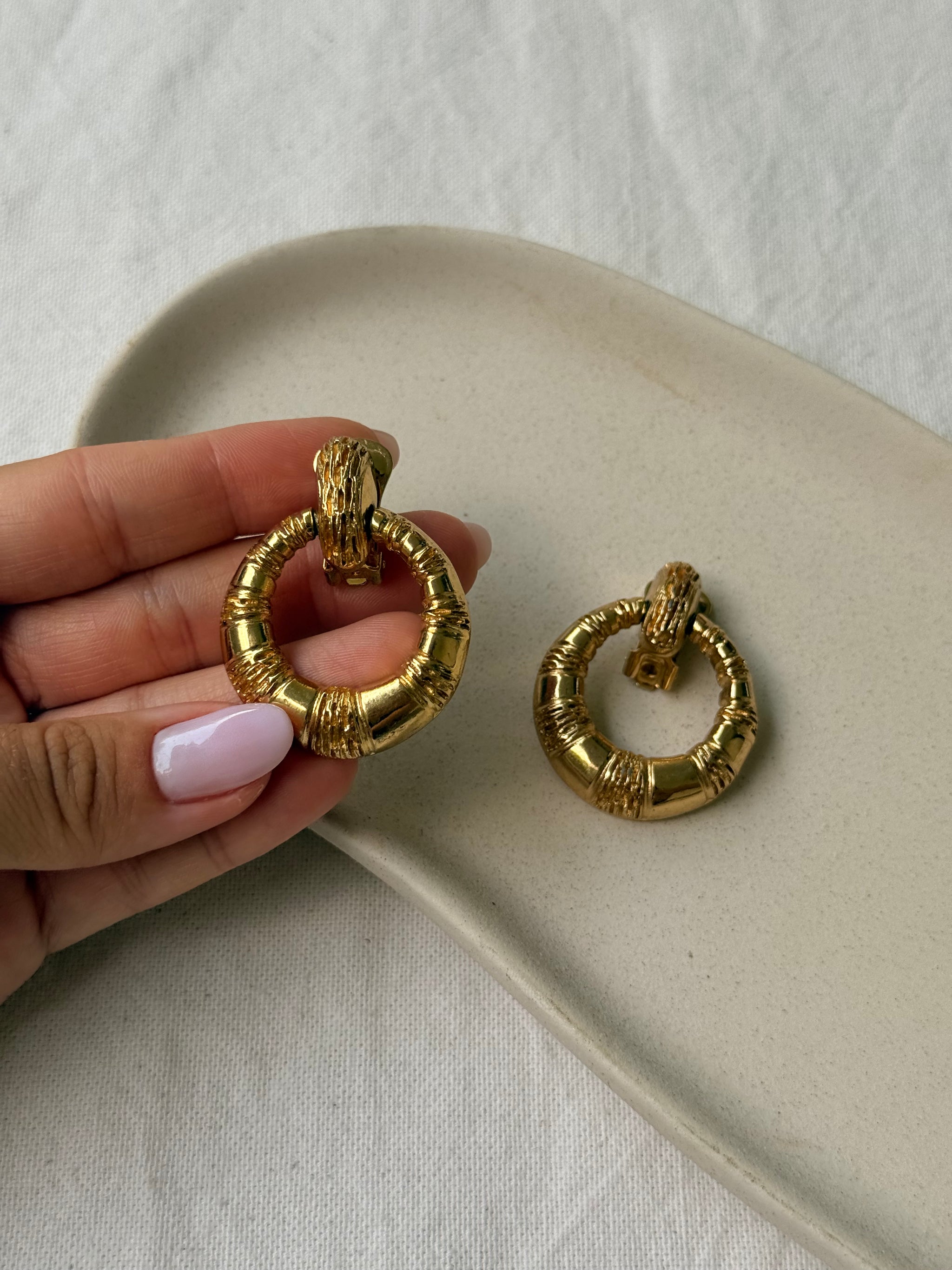 Boucles d’oreilles Christian Dior vintage - Pendantes dorées