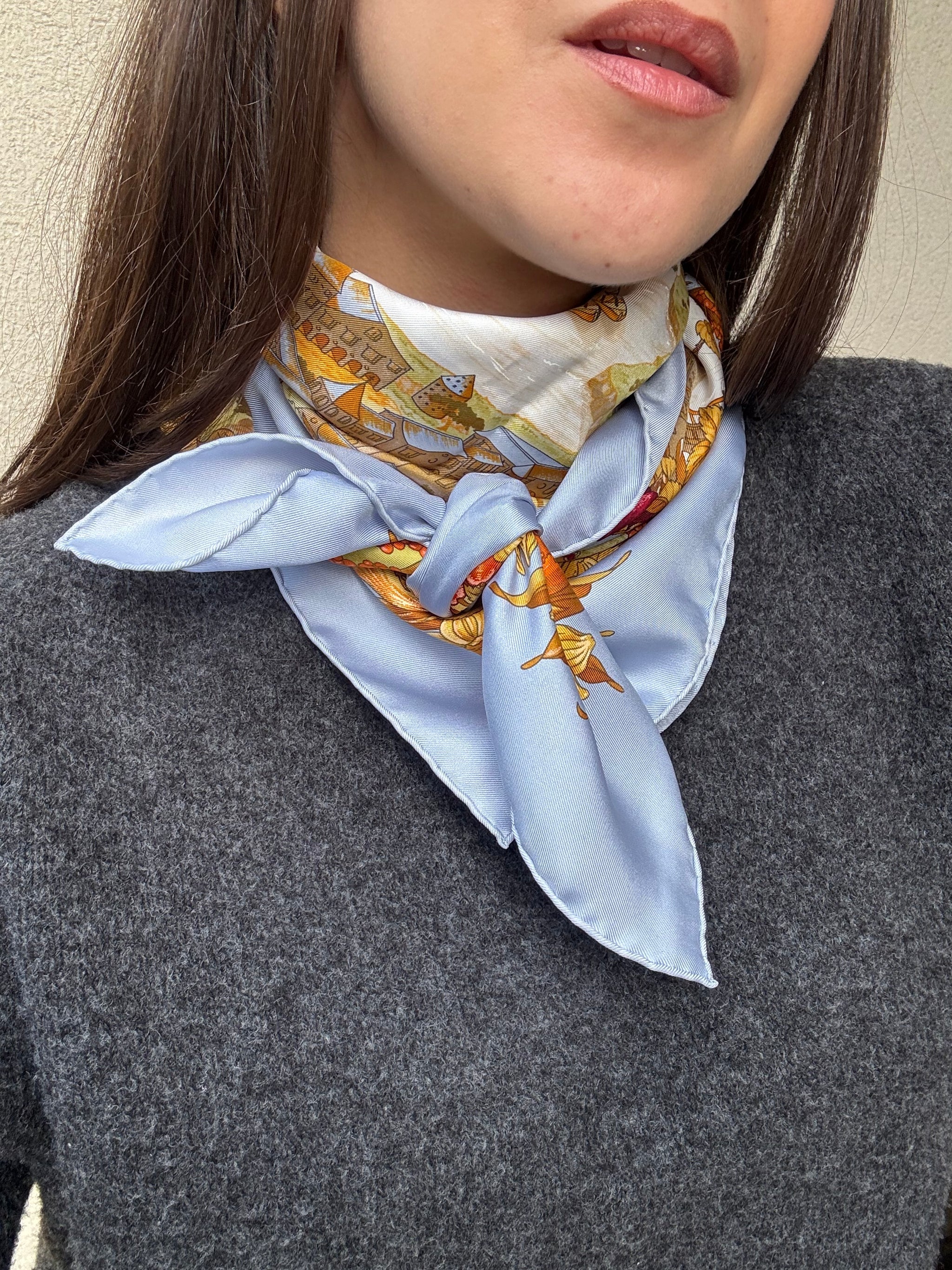 Foulard Hermès – Modèle Au pays de Cocagne