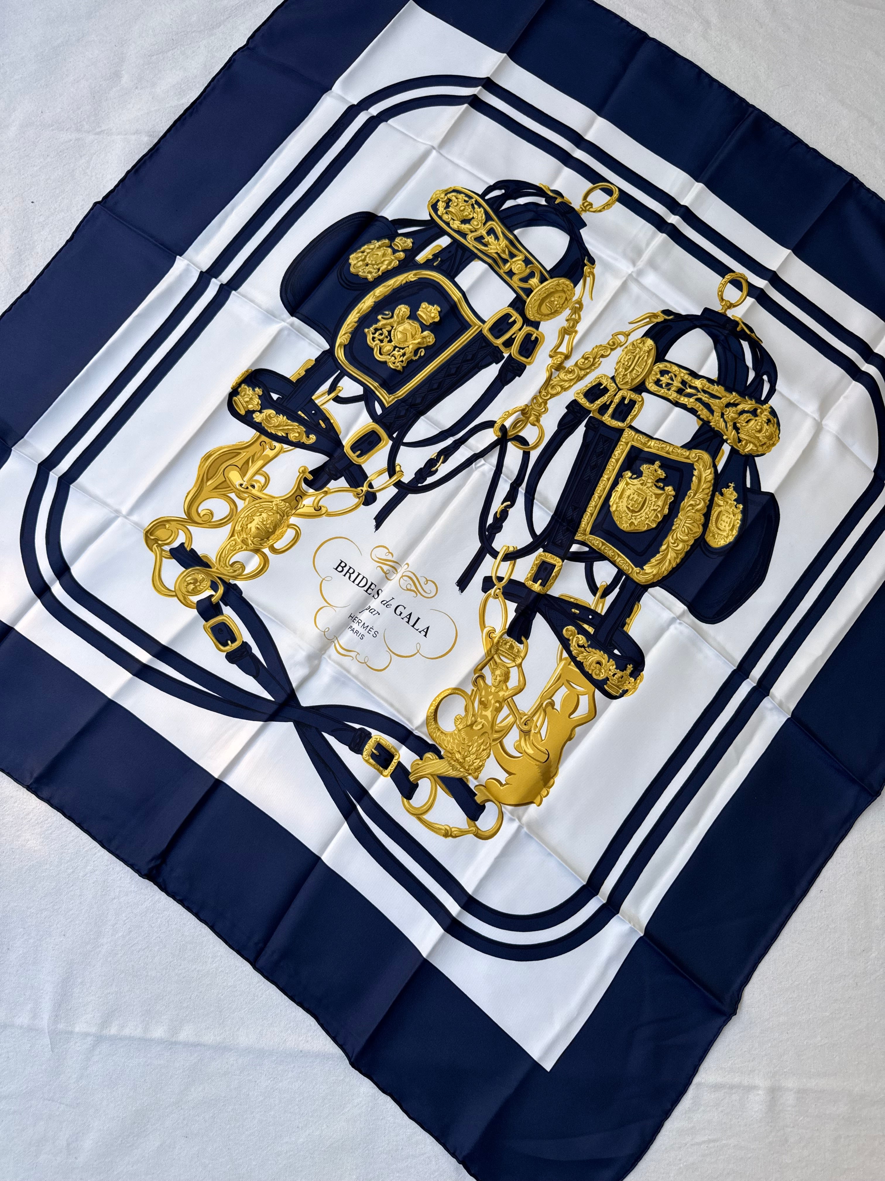 Foulard Hermès – Modèle Brides de Gala