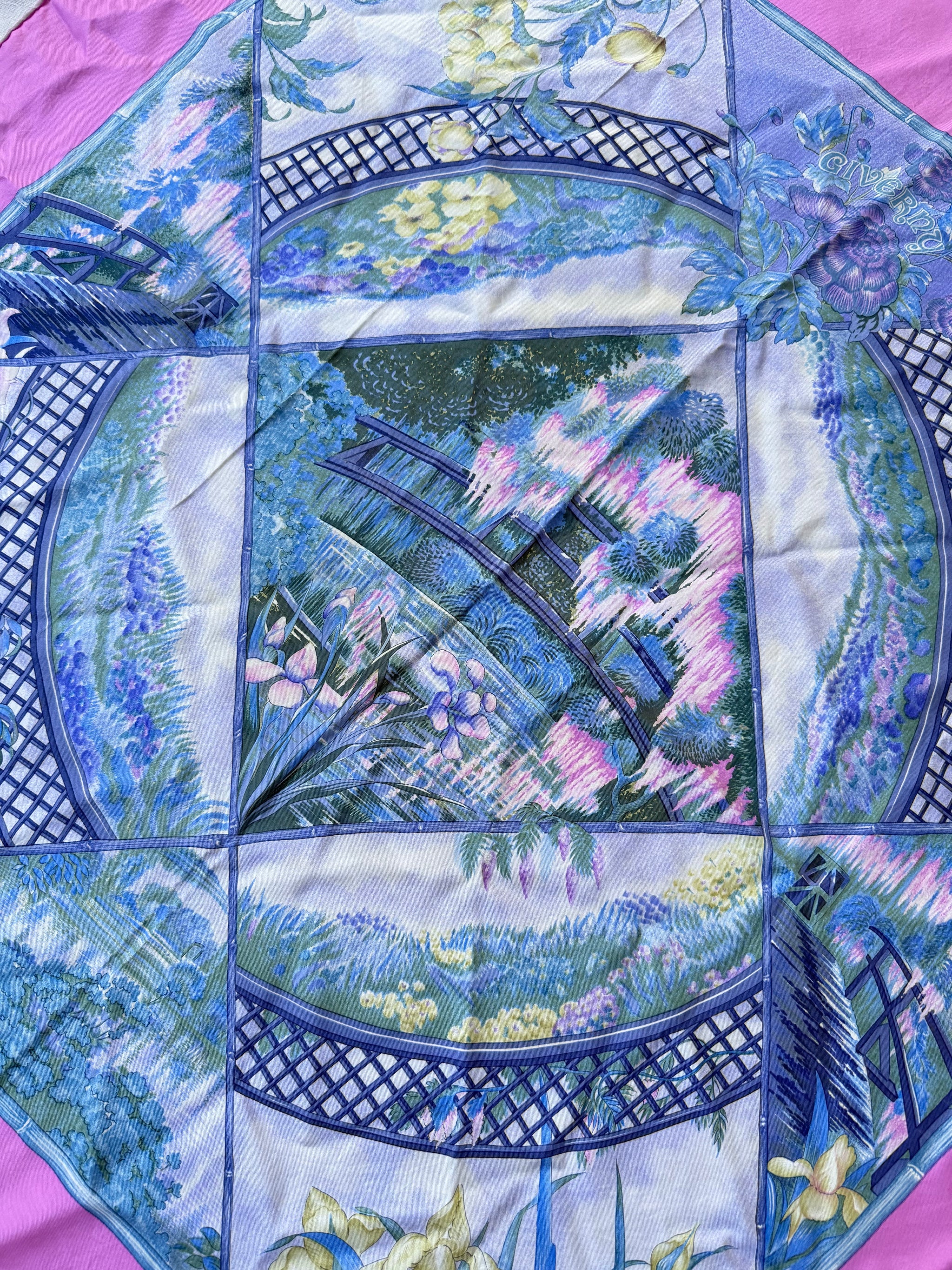 Foulard Hermès – modèle Giverny