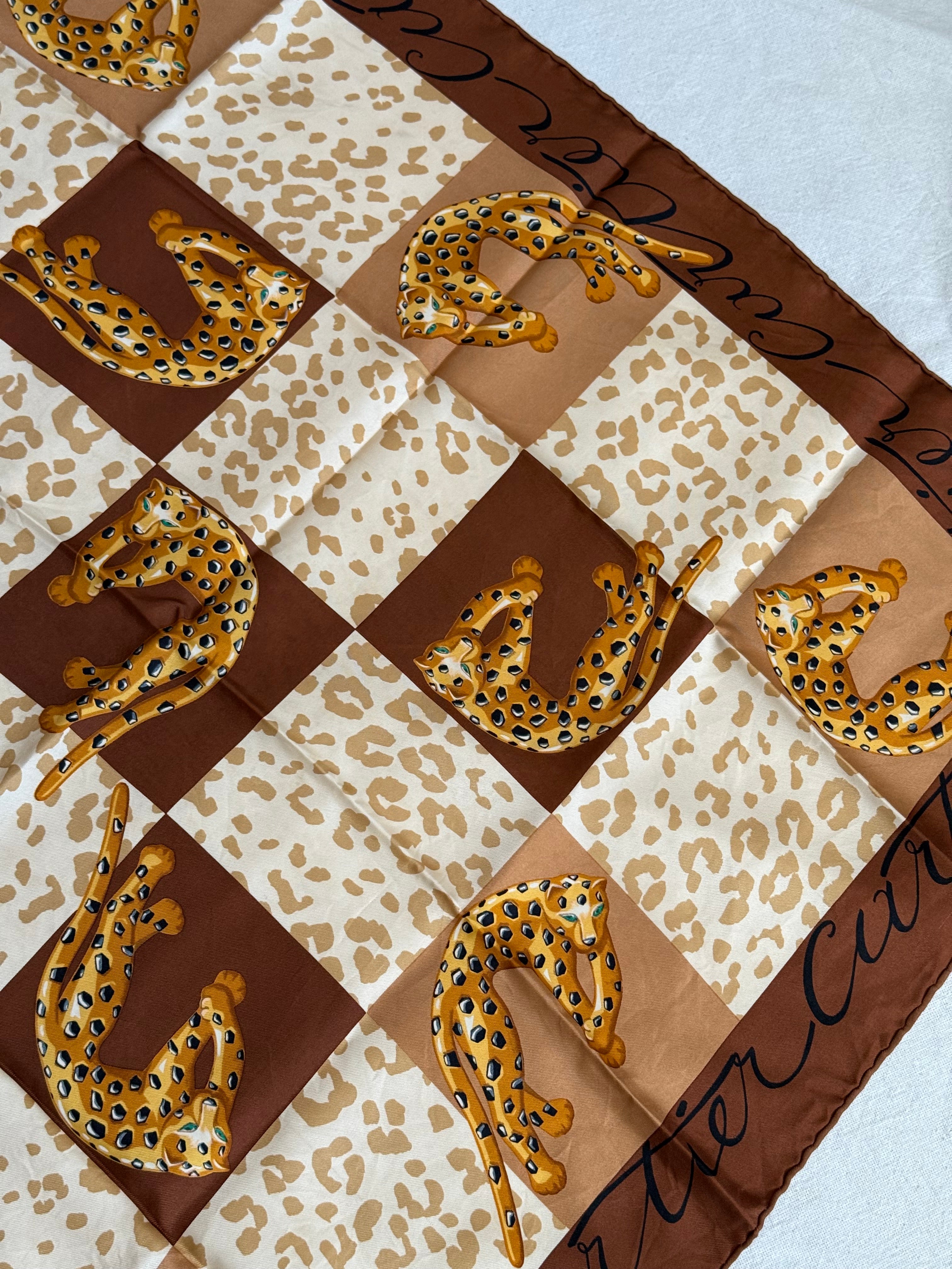 Foulard Cartier – Modèle camel et panthères