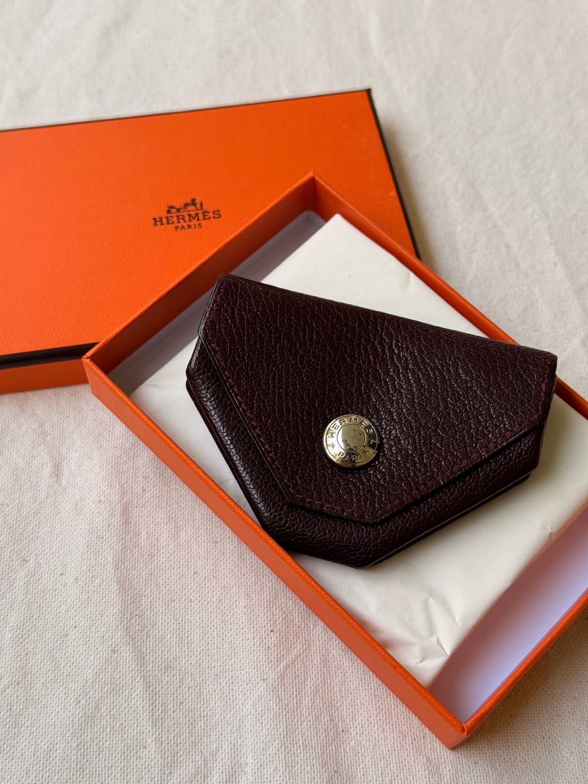 Porte monnaie Hermès - Modèle Le 24 cuir Epsom prune